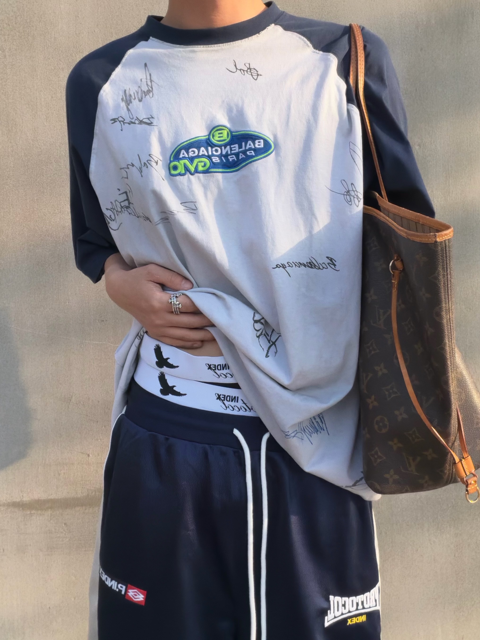 Protocol Index Basketball Jorts Navy, Balenciaga Skin Cat Sunglasses Black 착용 스타일 - 5