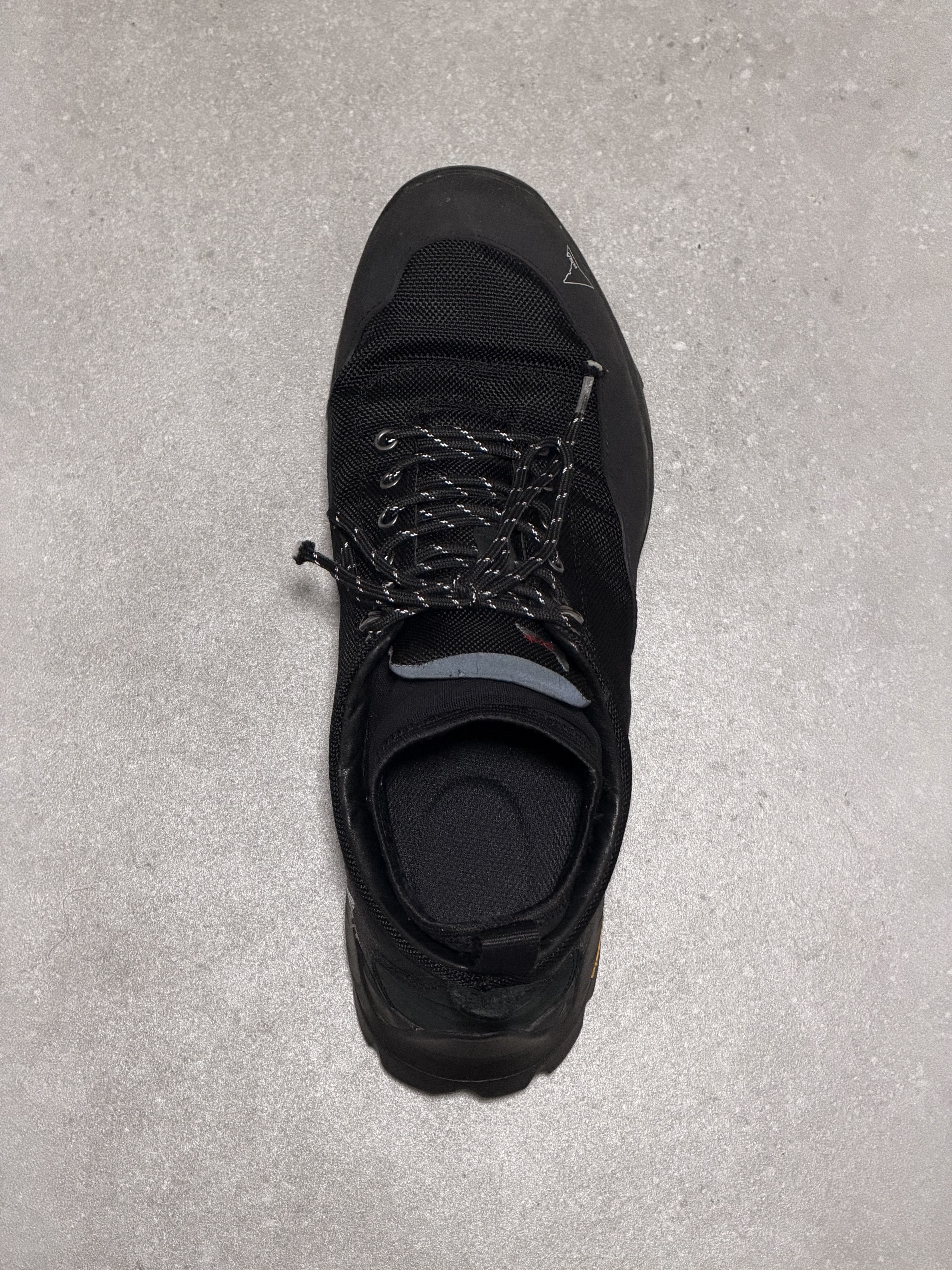 On Running x Post Archive Faction (Paf) Cloudmonster 2 Black Magnet, eS Accel OG Black 착용 스타일 - 4