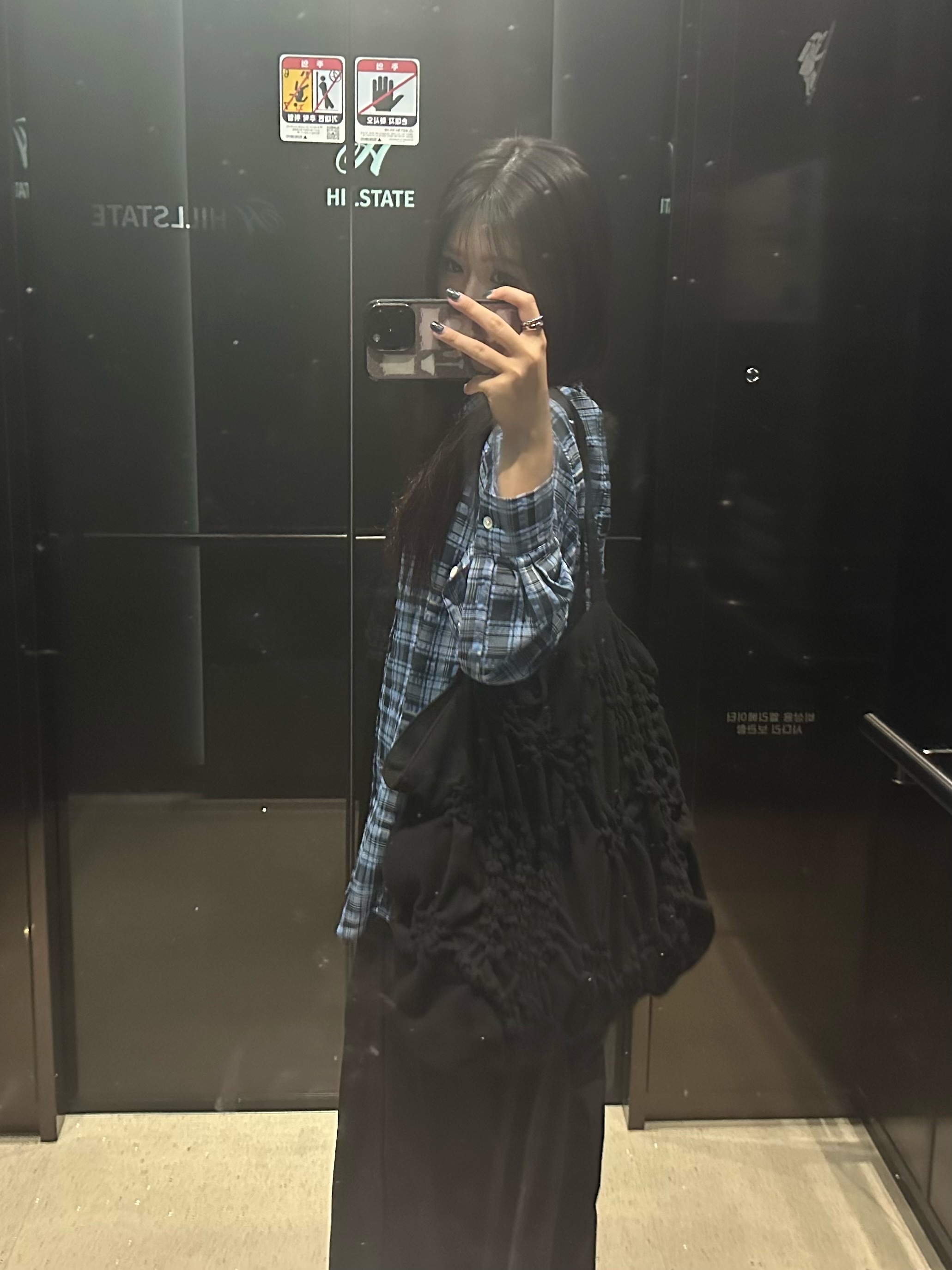 Diesel Paoulina Zipped Card Holder with Logo Black, (W) Adidas Wide Leg Satin Pants Multicolor Carbon - KR Sizing 착용 스타일 - 4