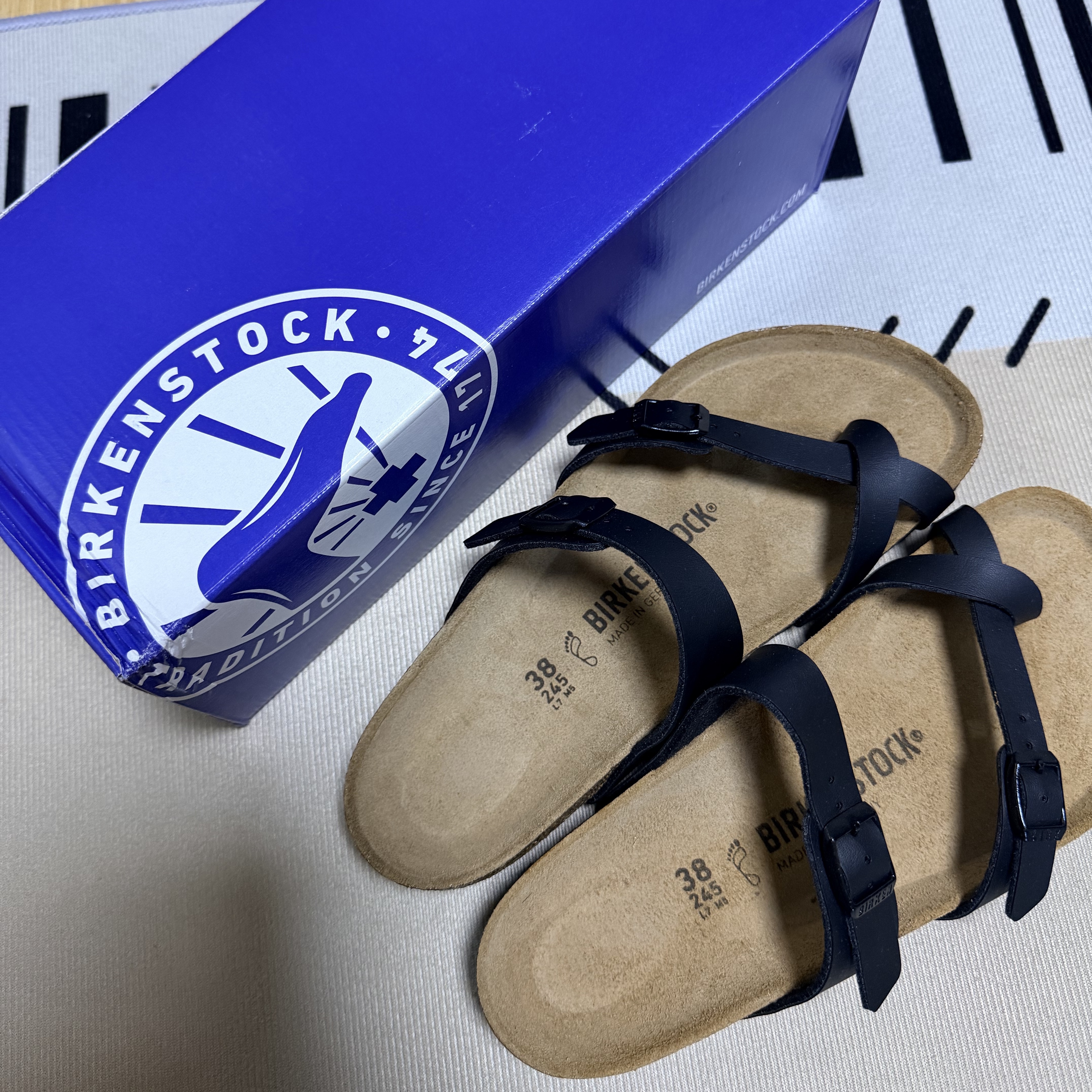 Birkenstock Mayari Nubuck Leather Black - Regular 착용 스타일 - 1