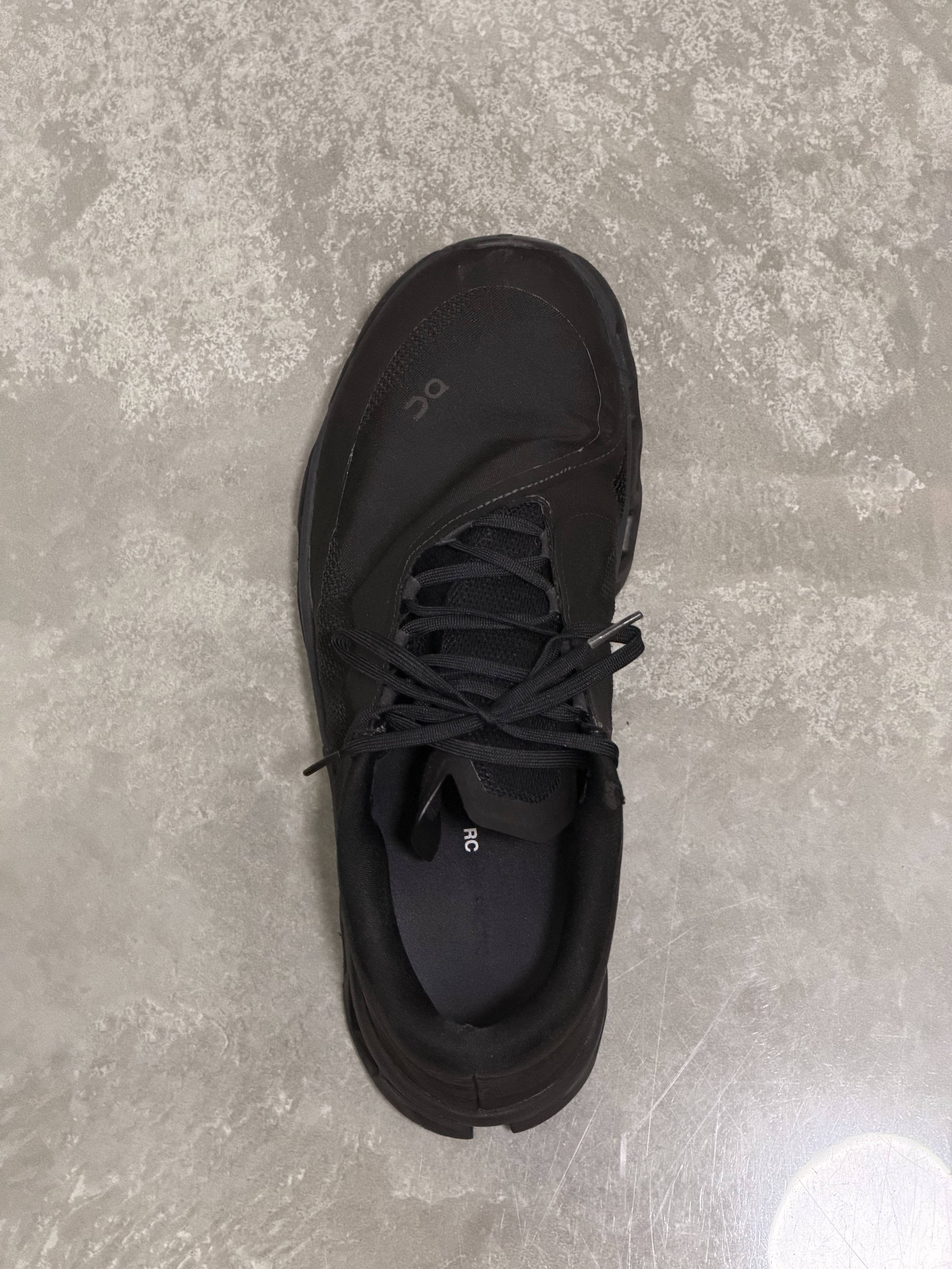 On Running x Post Archive Faction (Paf) Cloudmonster 2 Black Magnet, eS Accel OG Black 착용 스타일 - 1