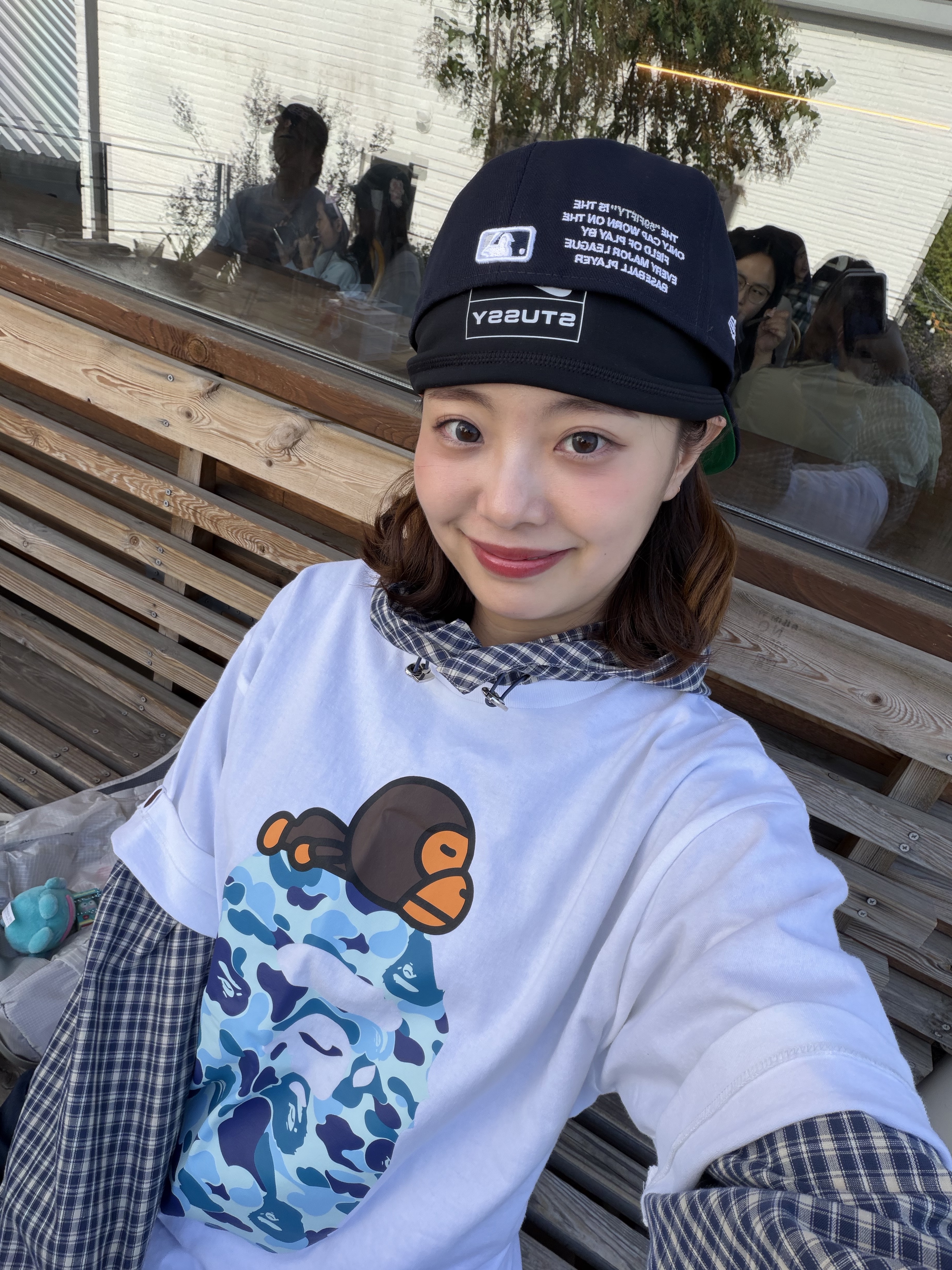Nike x Stussy Skull Cap Black, BAPE ABC Camo Milo on Big Ape T-Shirt White Blue 착용 스타일 - 6