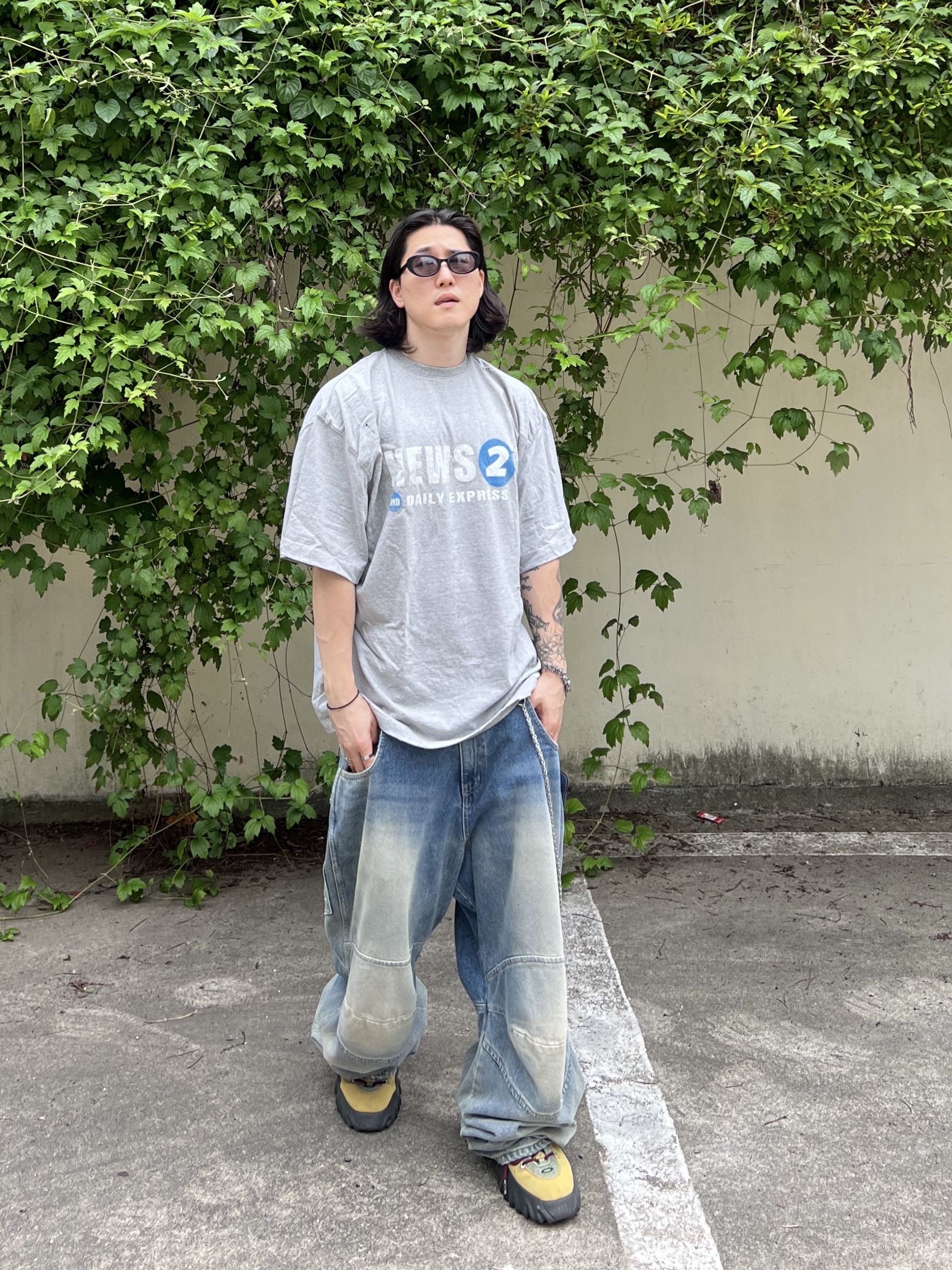 Nonnod Puckering News T-shirt Vintage grey, Hono Report Leaf Bracelet 착용 스타일 - 4