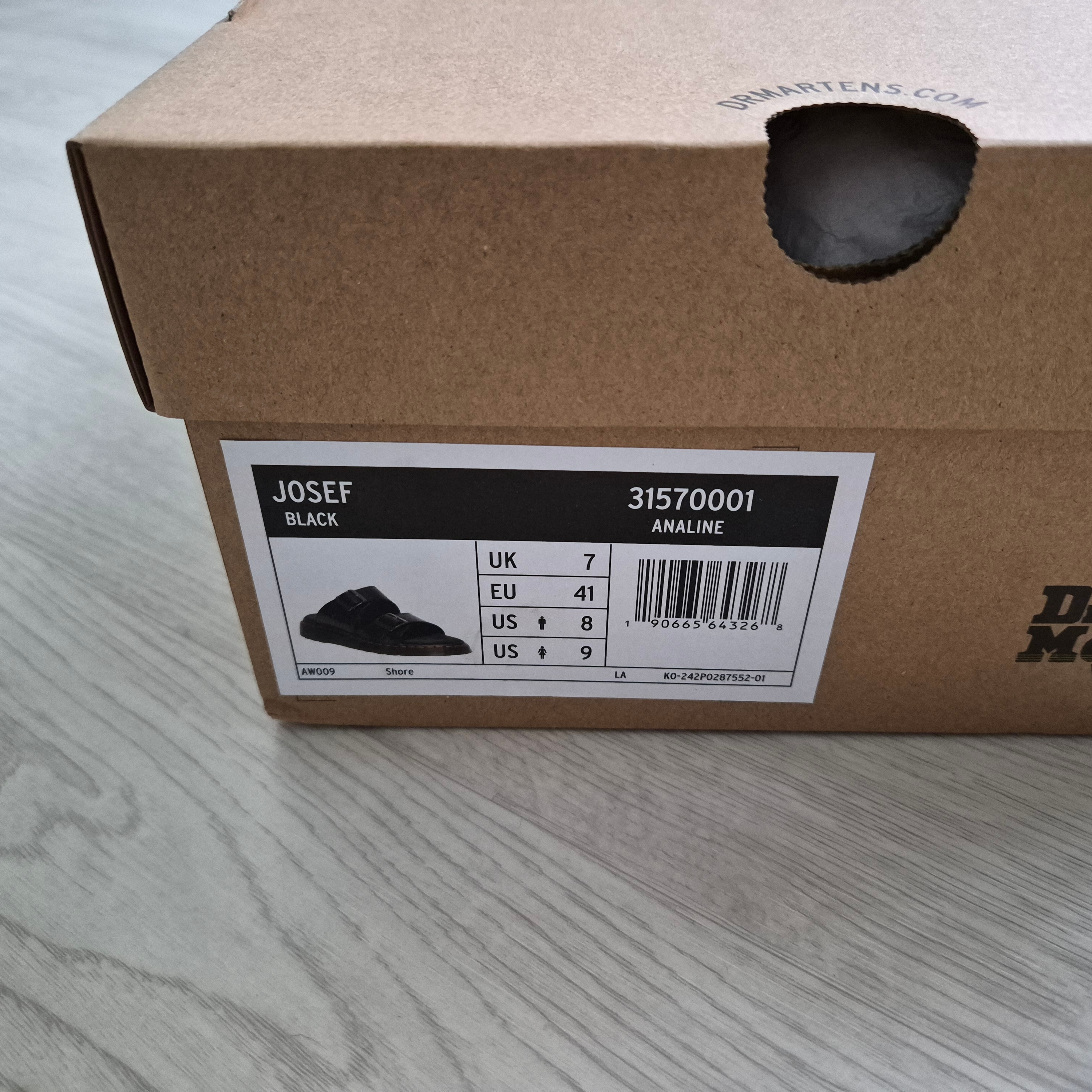 Dr. Martens Joseph Slippers Black 착용 스타일 - 6