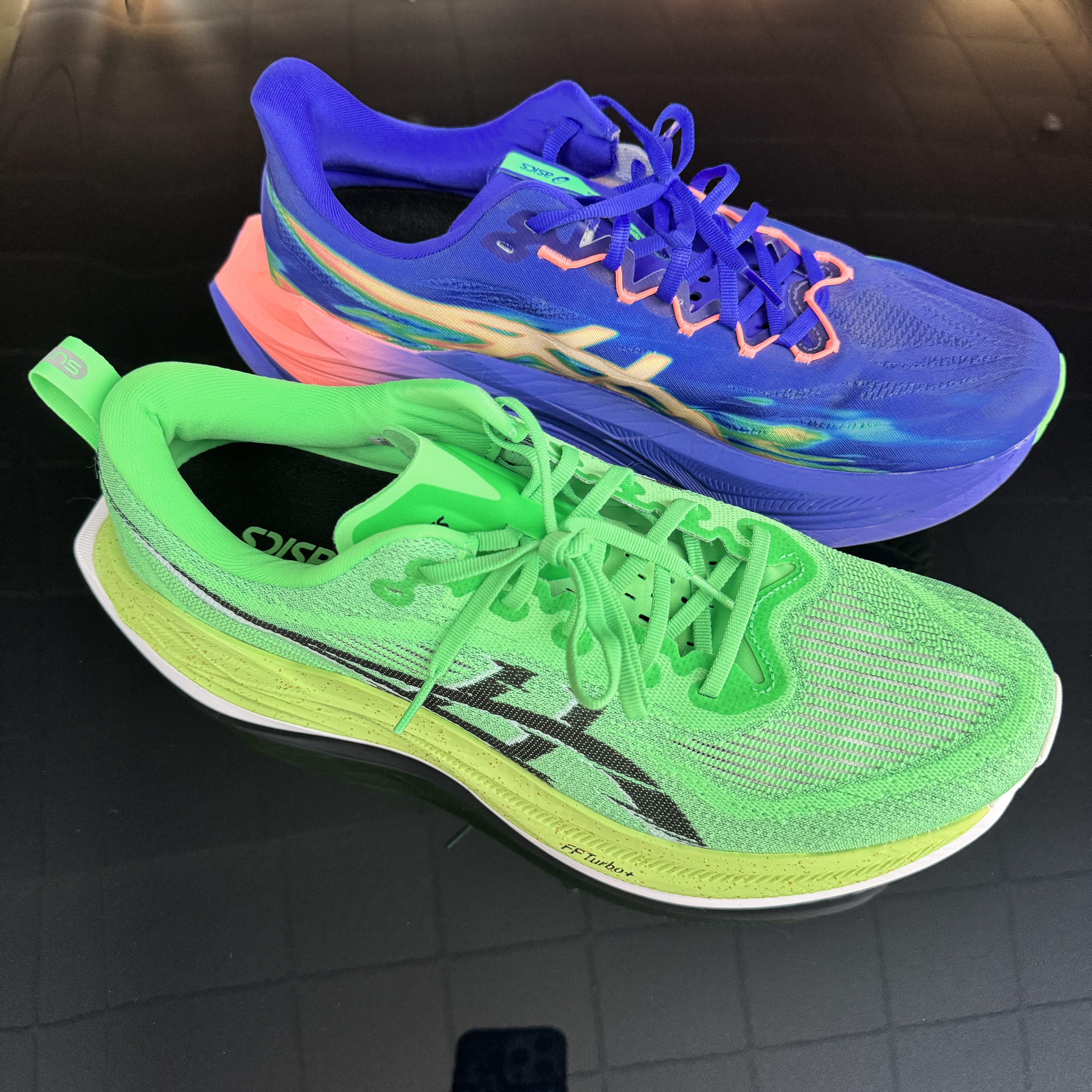 Asics Superblast 2 Ekiden Vital Green Black 착용 스타일 - 5