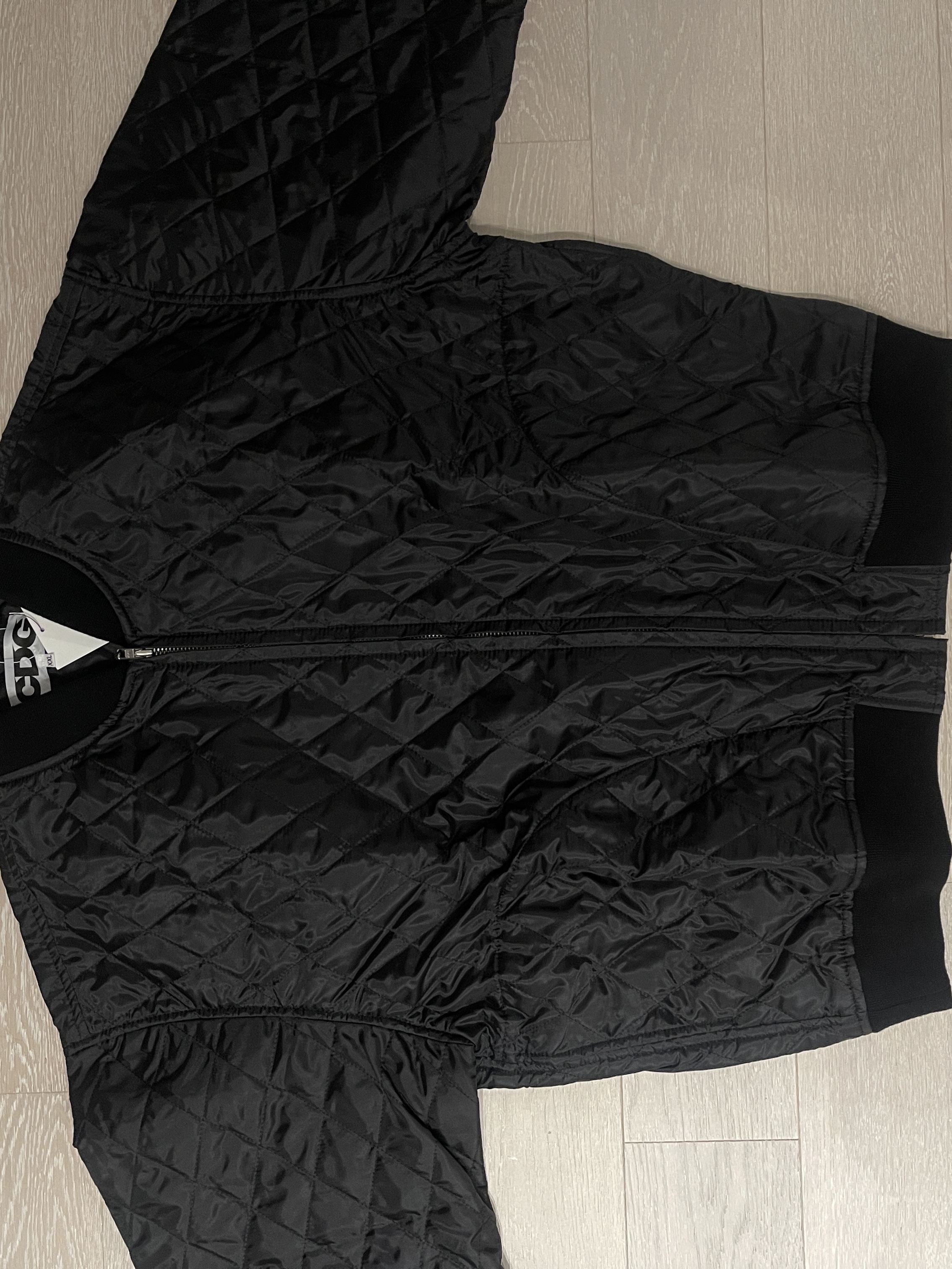 CDG Quilted '84-85 Staff Blouson Black 착용 스타일 - 3
