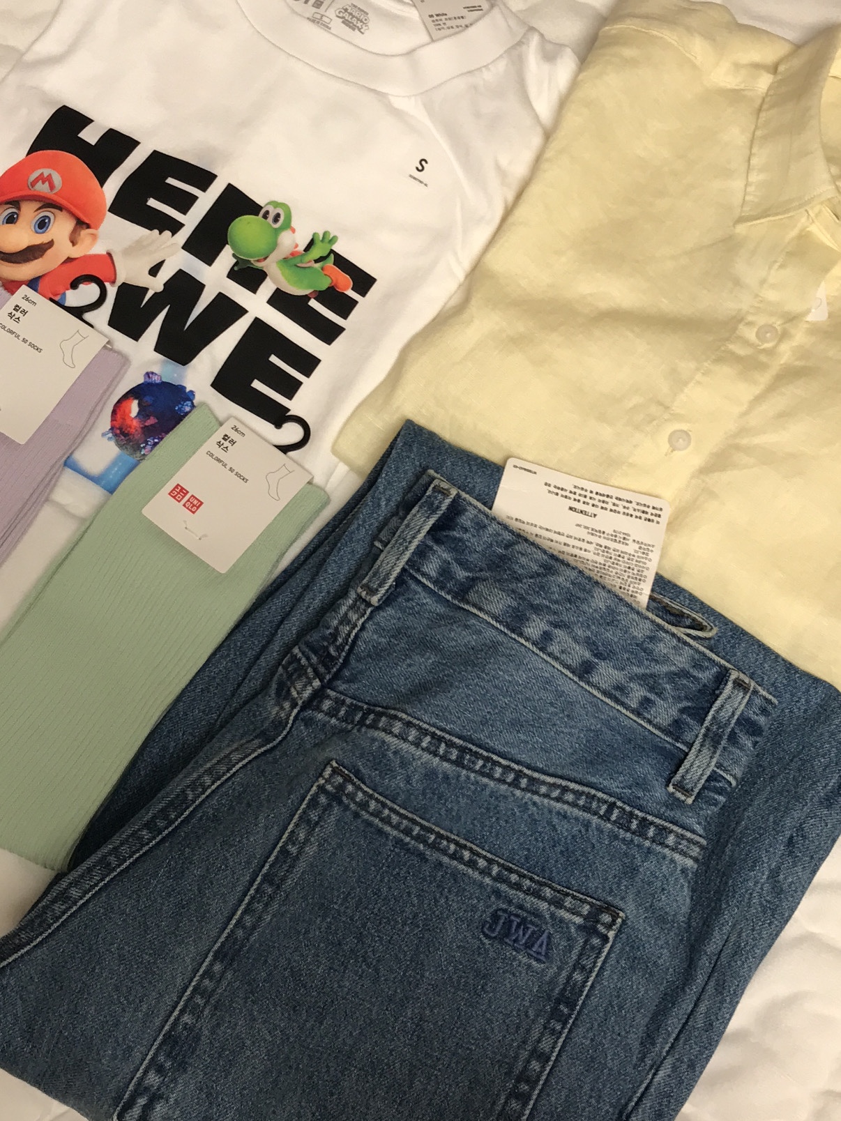 (W) Uniqlo x JW Anderson Baggy Jeans Blue 착용 스타일