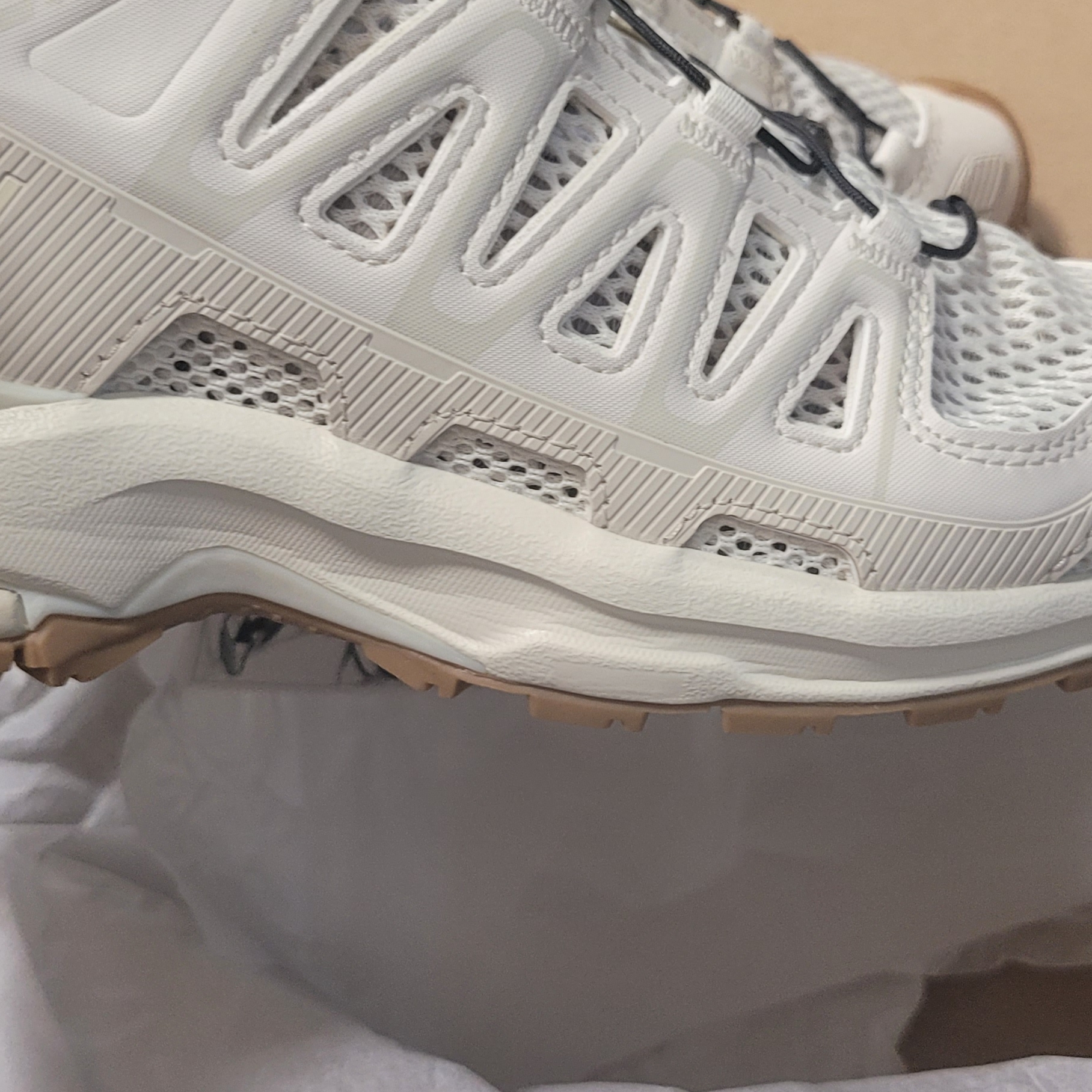 Salomon XA Pro 3D Amphib Vanilla Ice Almond Milk 착용 스타일 - 3