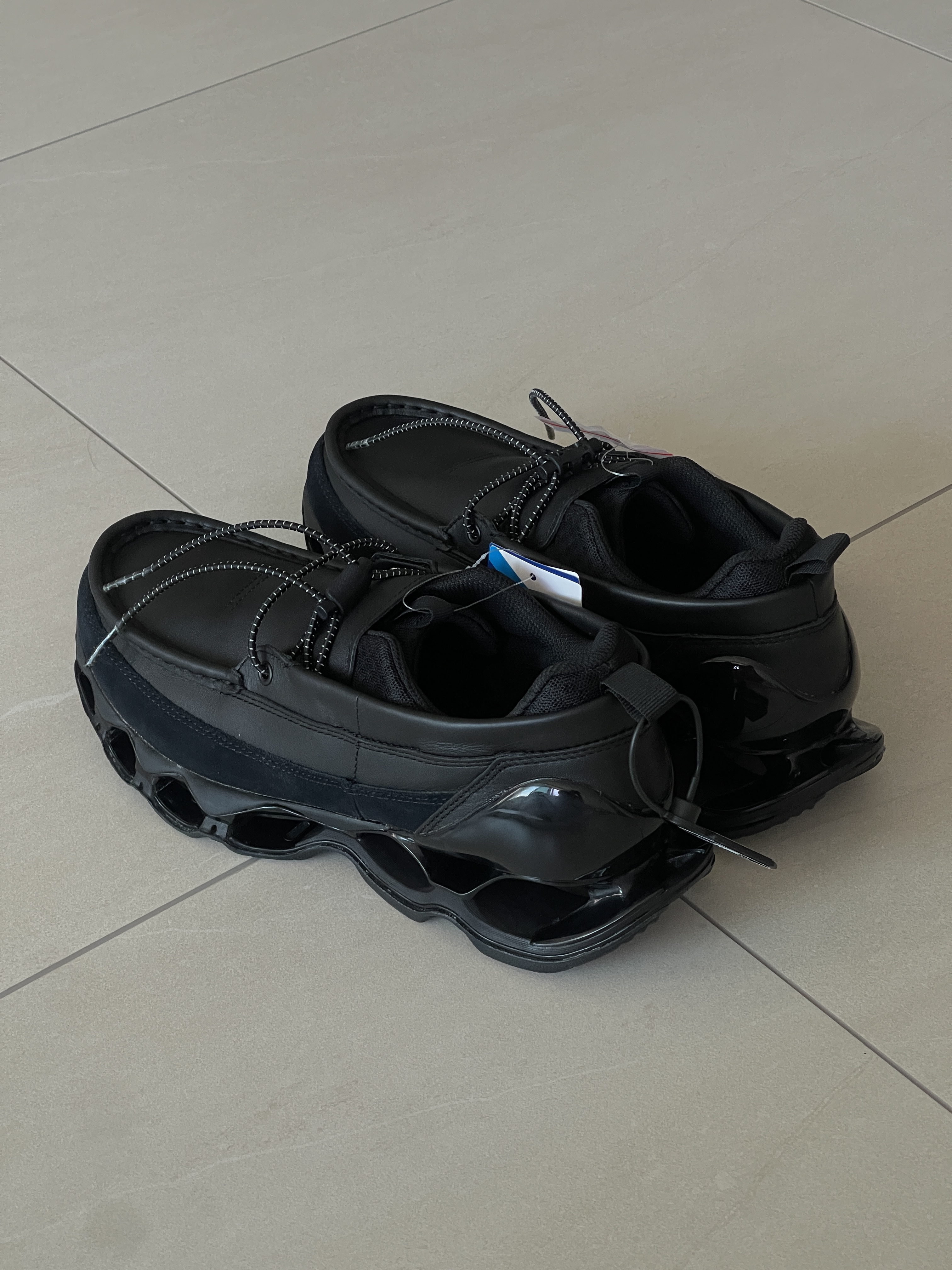 Mizuno Wave Prophecy MOC Black 착용 스타일