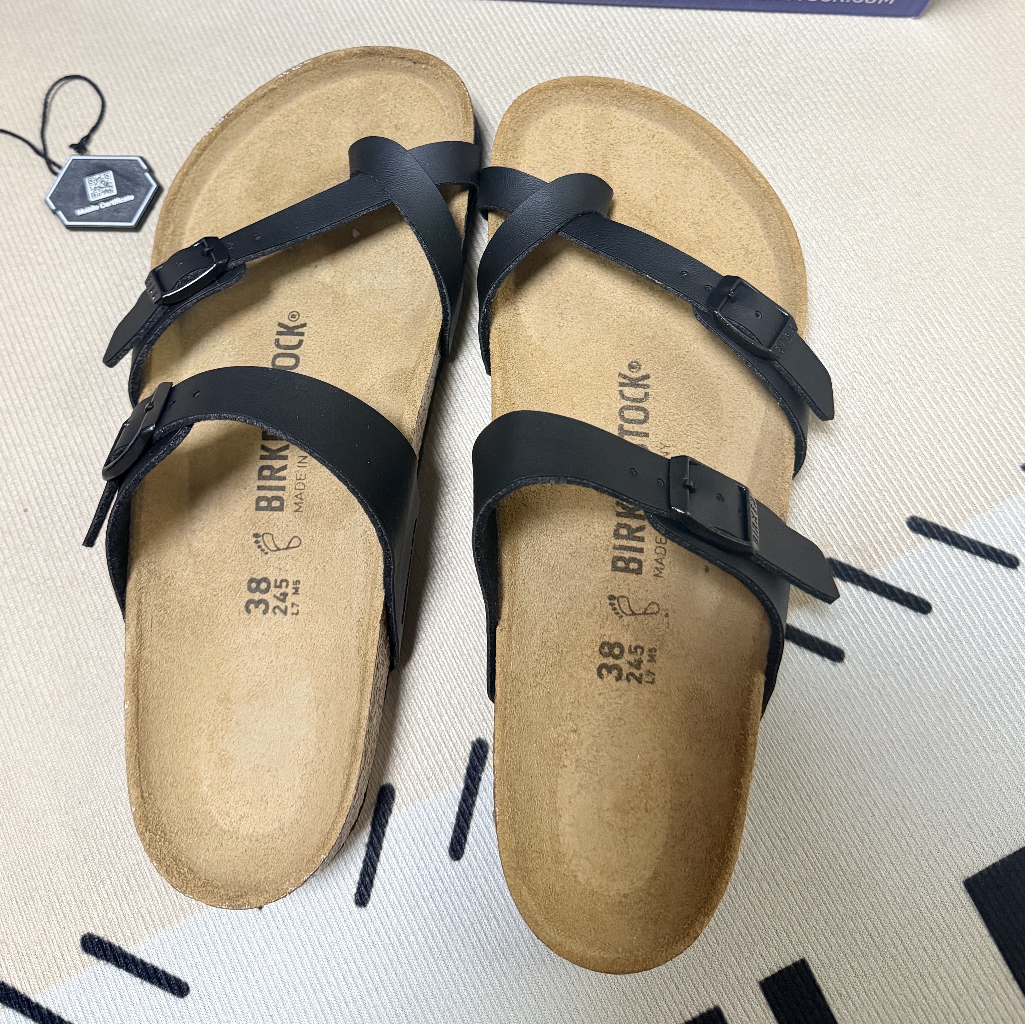 Birkenstock Mayari Nubuck Leather Black - Regular 착용 스타일 - 3