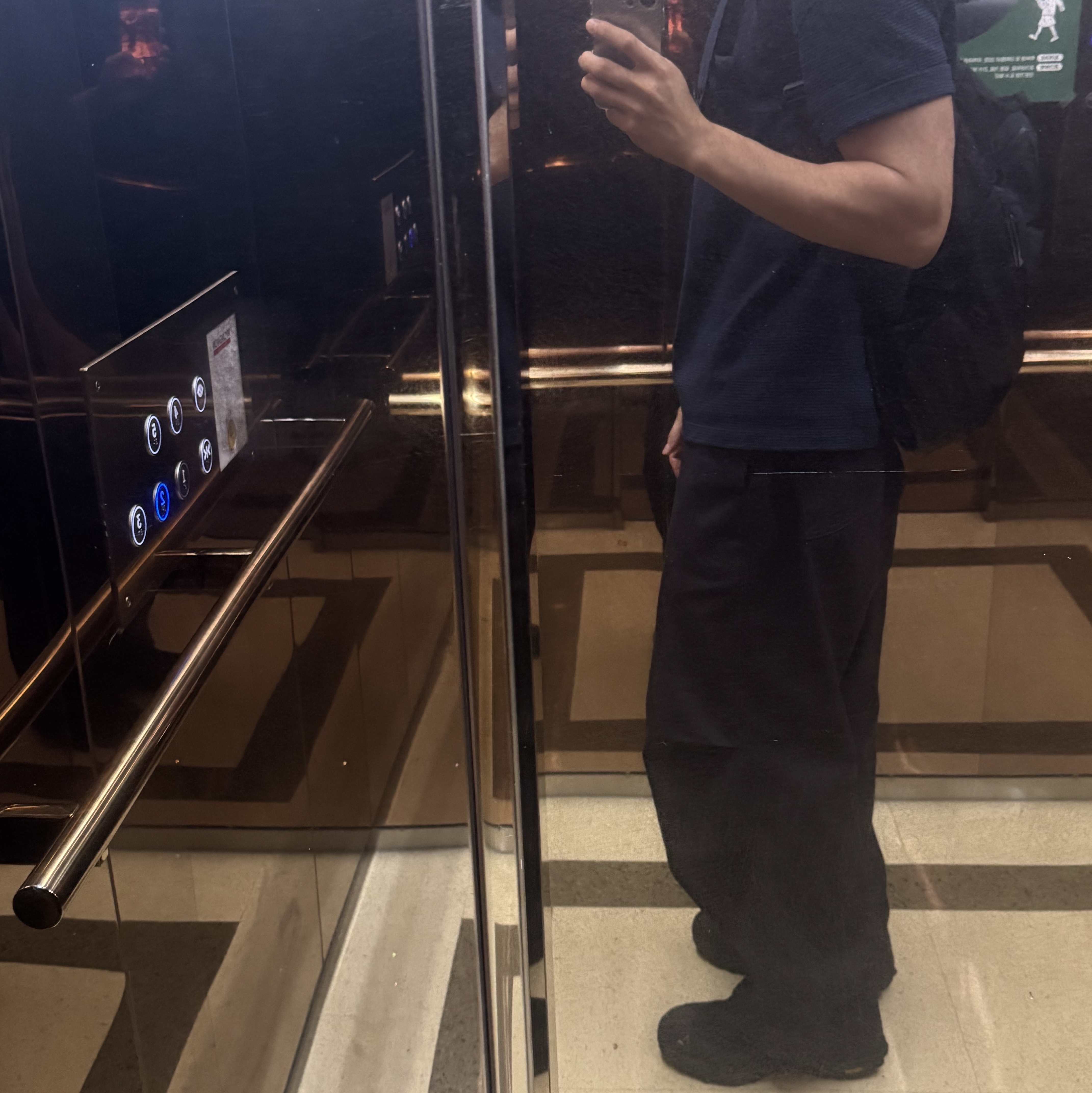Roa Hiking Katharina Black, Hatchingroom Snow Jeans Washed Indigo 착용 스타일