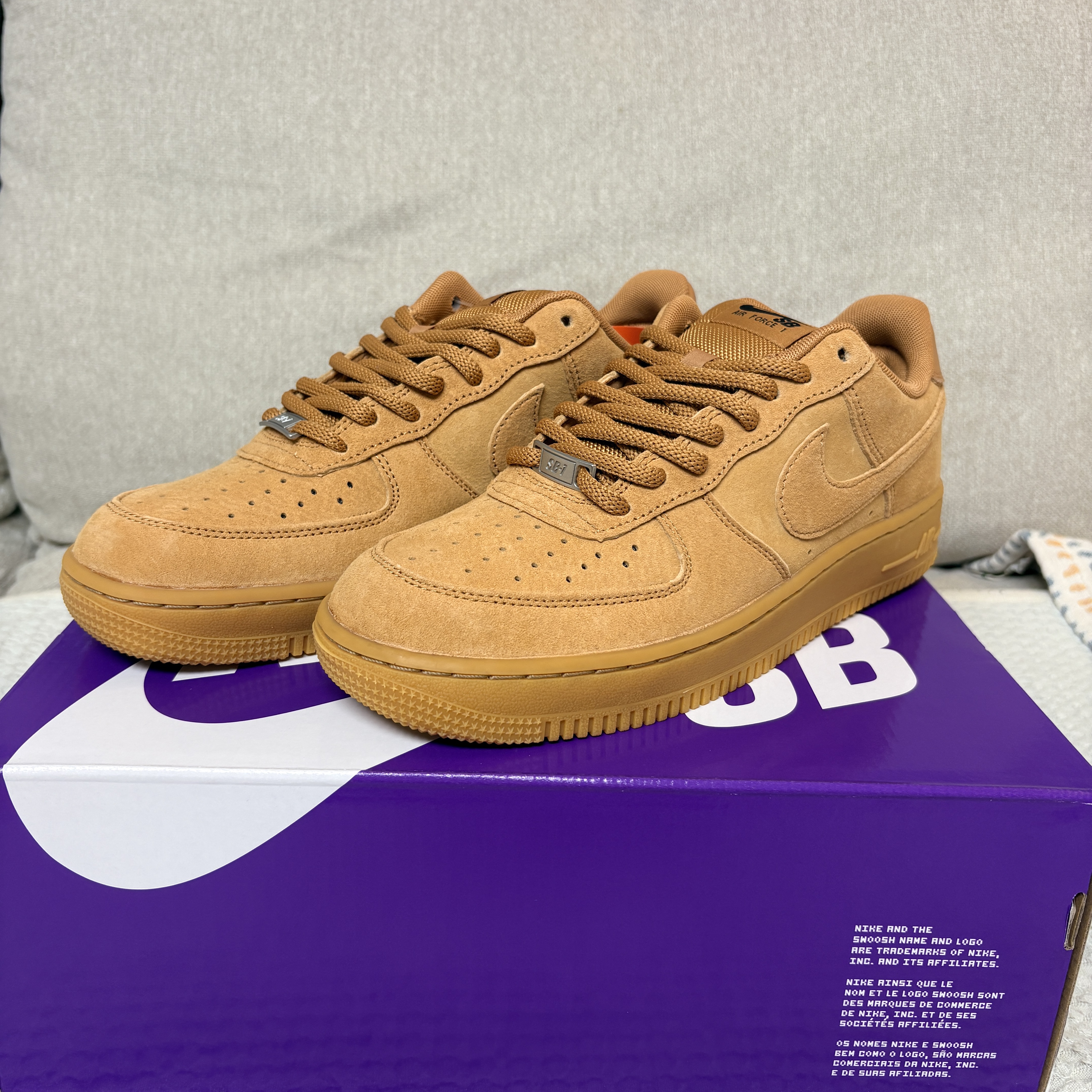 Nike SB Air Force 1 Low Flax and Black 착용 스타일 - 1