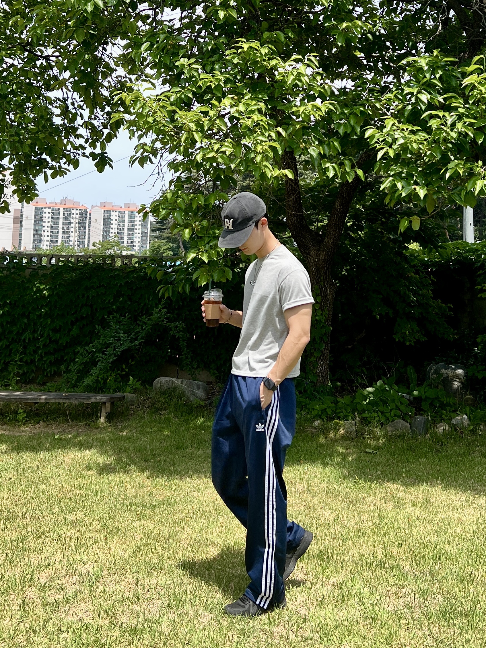 Adidas Adicolor Classics Firebird Track Pants Night Indigo - KR Sizing 착용 스타일 - 1