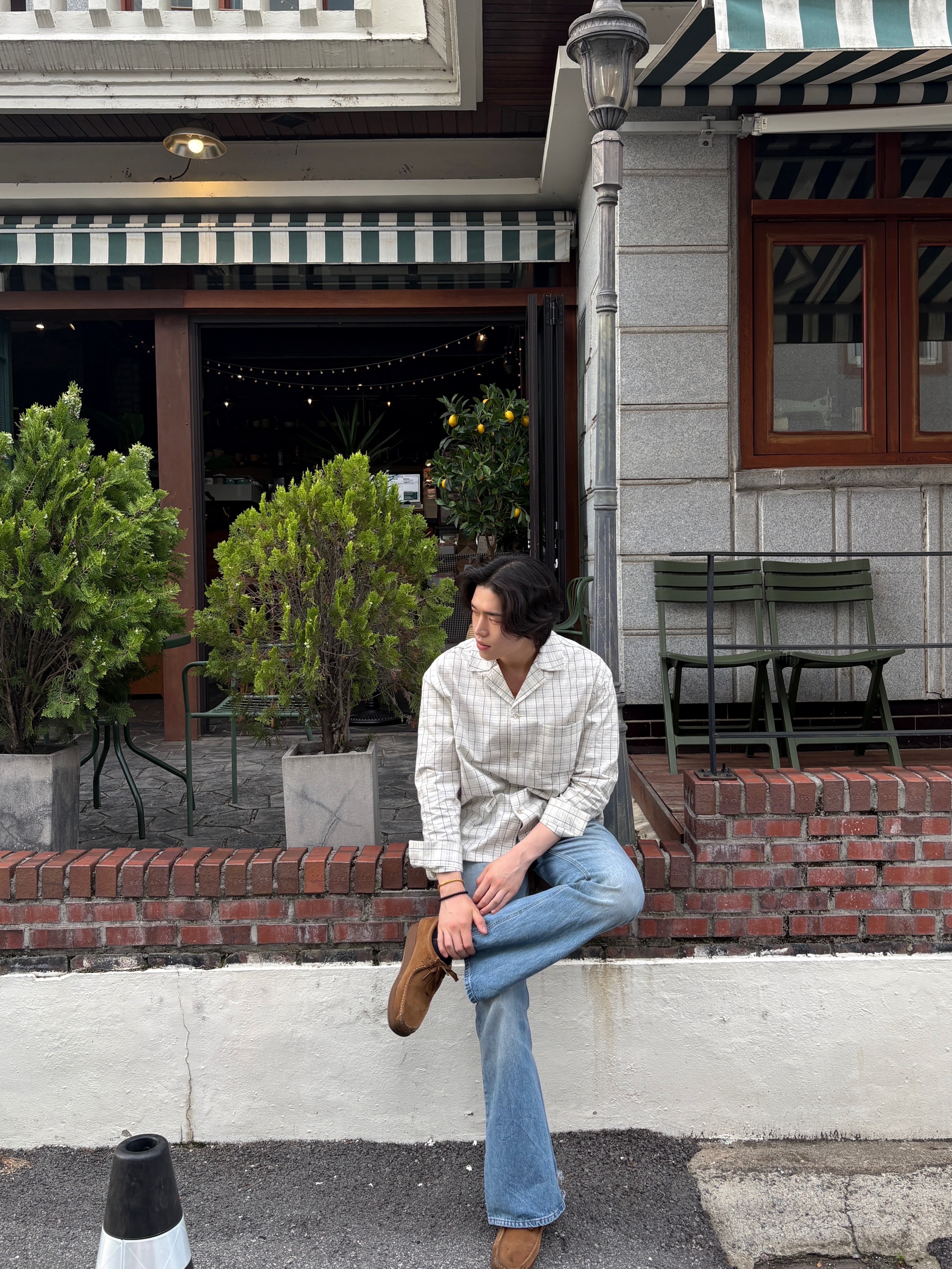 Clarks Wallabee Cola 착용 스타일 - 2