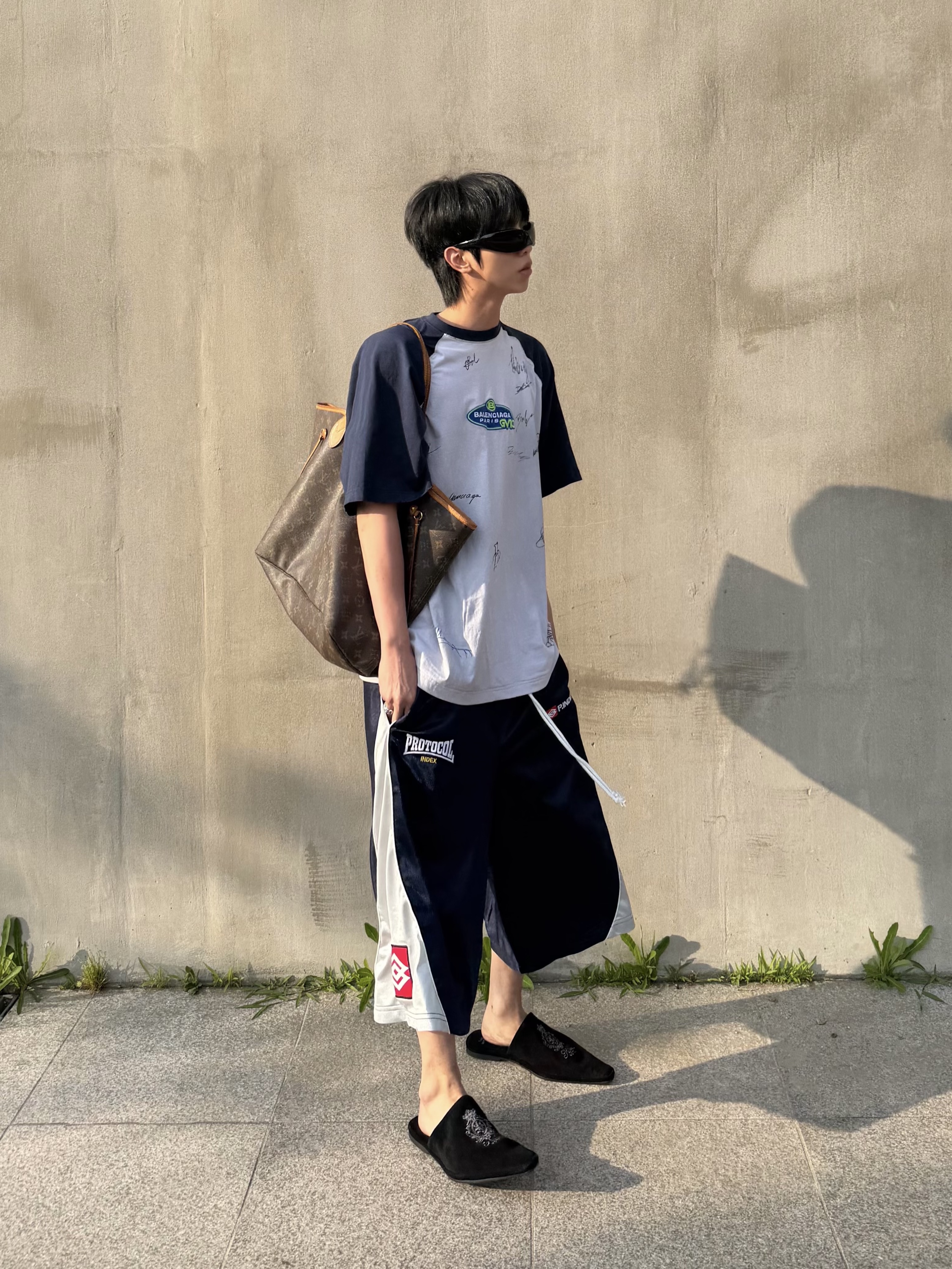 Protocol Index Basketball Jorts Navy, Balenciaga Skin Cat Sunglasses Black 착용 스타일 - 6