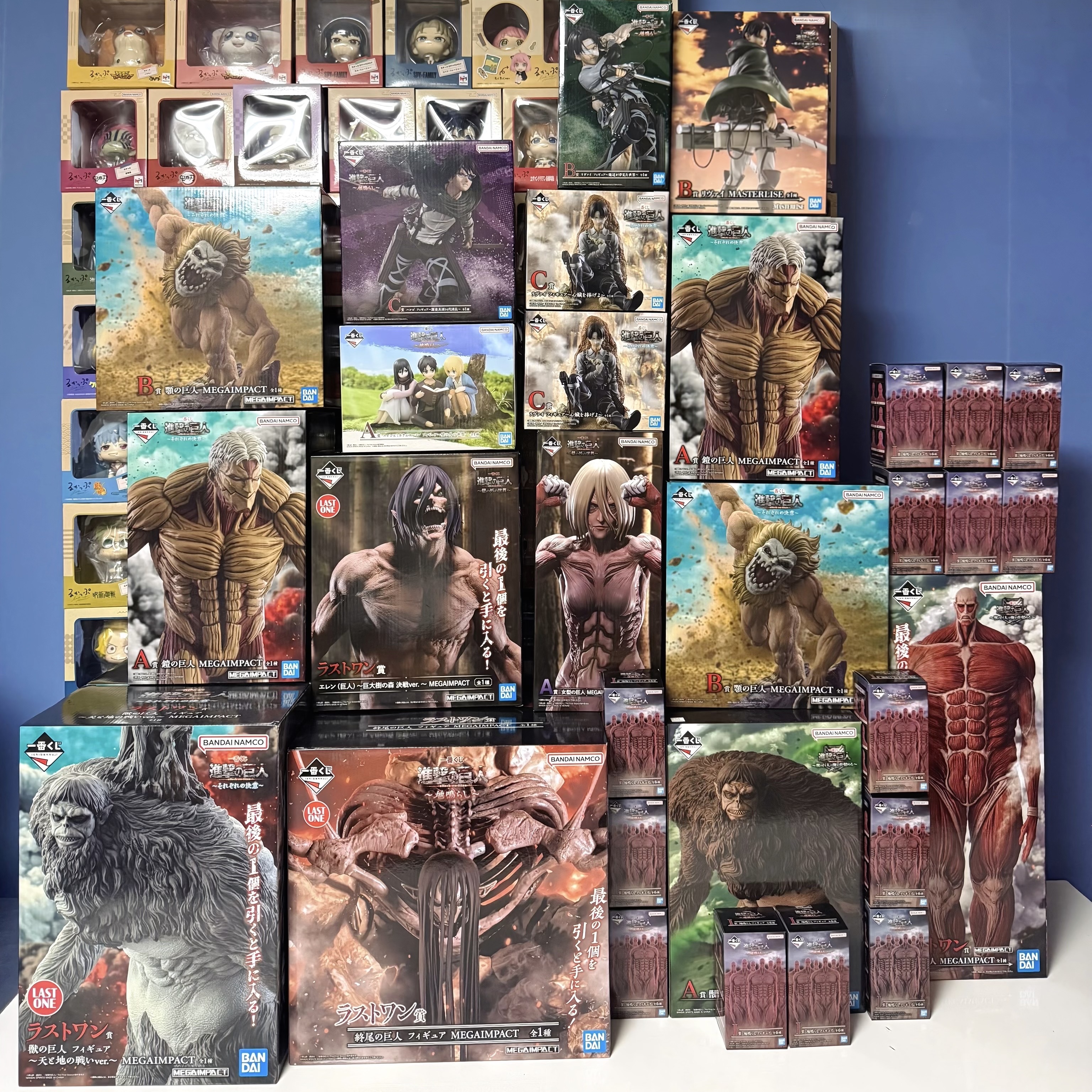 Bandai Spirits Ichiban Kuji Attack on Titan Rumbling Last One Prize Figure of the End Titan - MEGAIMPACT, Bandai Ichiban Kuji Attack On Titan Each Determination C Prize Levi Figure Offer Your Heart 착용 스타일
