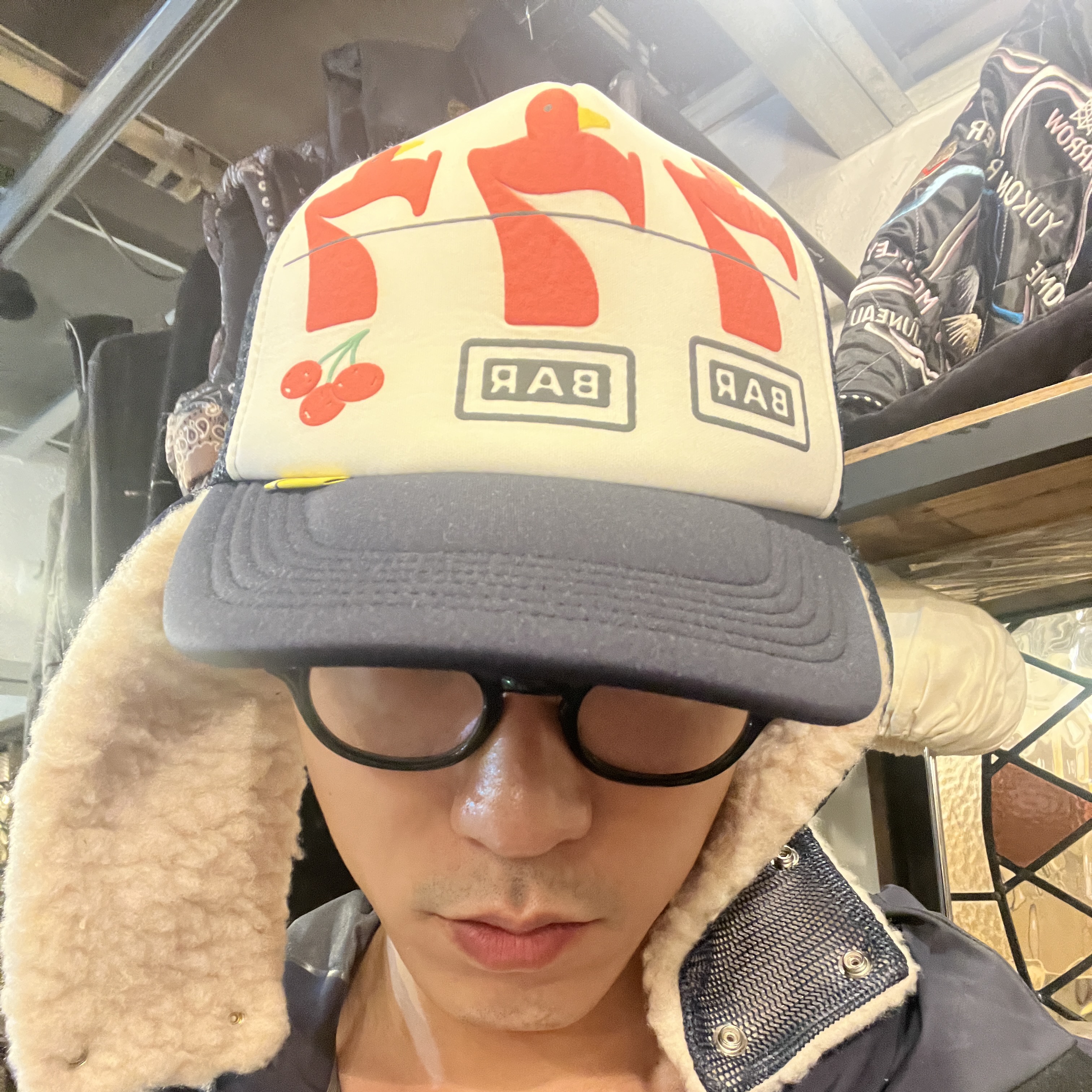 Kapital Lucky Bird Lumber Truck Cap White Navy 착용 스타일