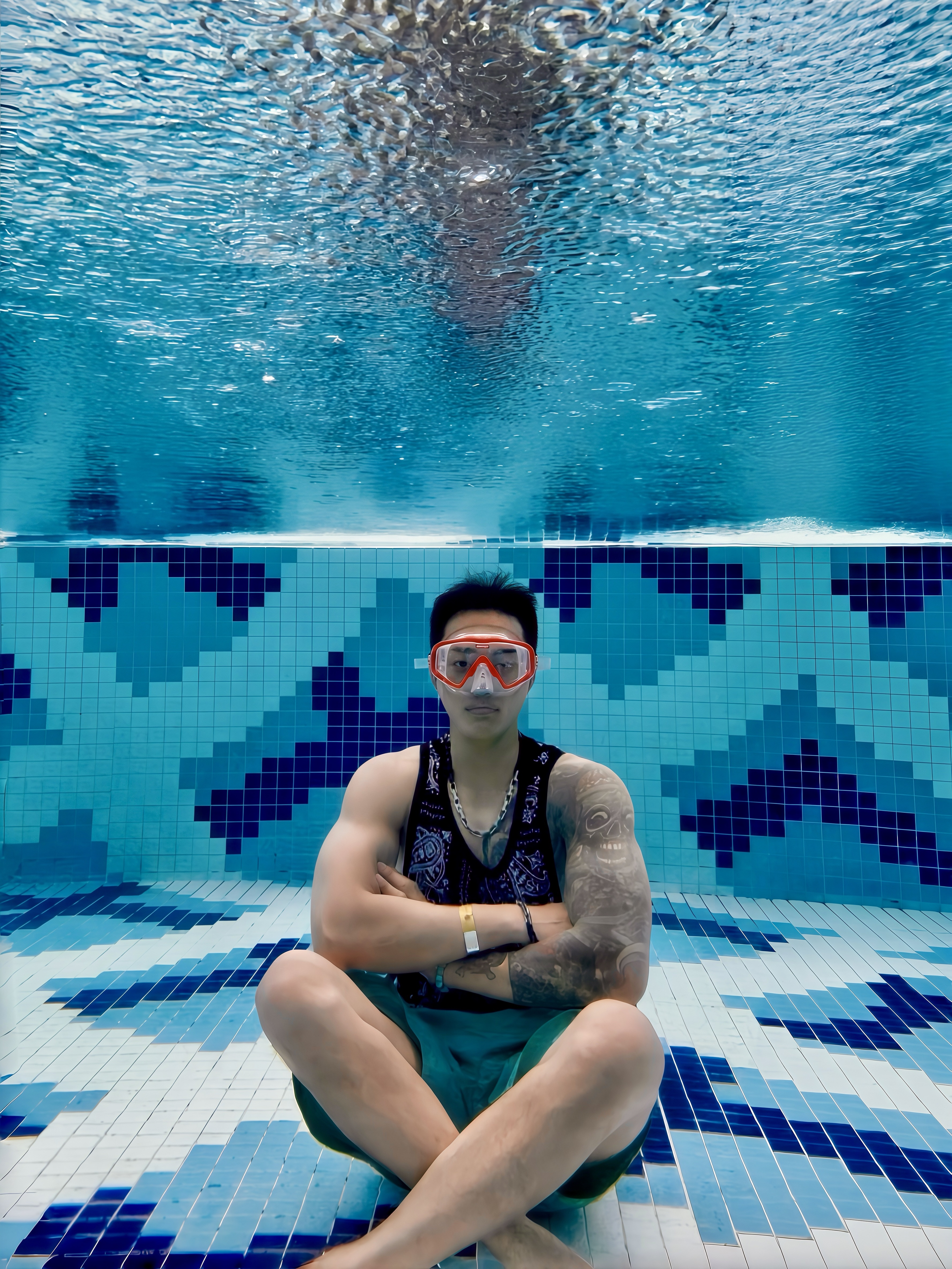Supreme x Cressi Snorkel Set Red - 19SS, Louis Vuitton Monogram Nylon Swim Board Shorts Orange 착용 스타일