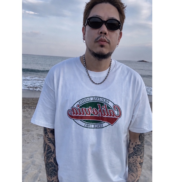 GILDAN X American Collection California T-Shirt White 착용 스타일