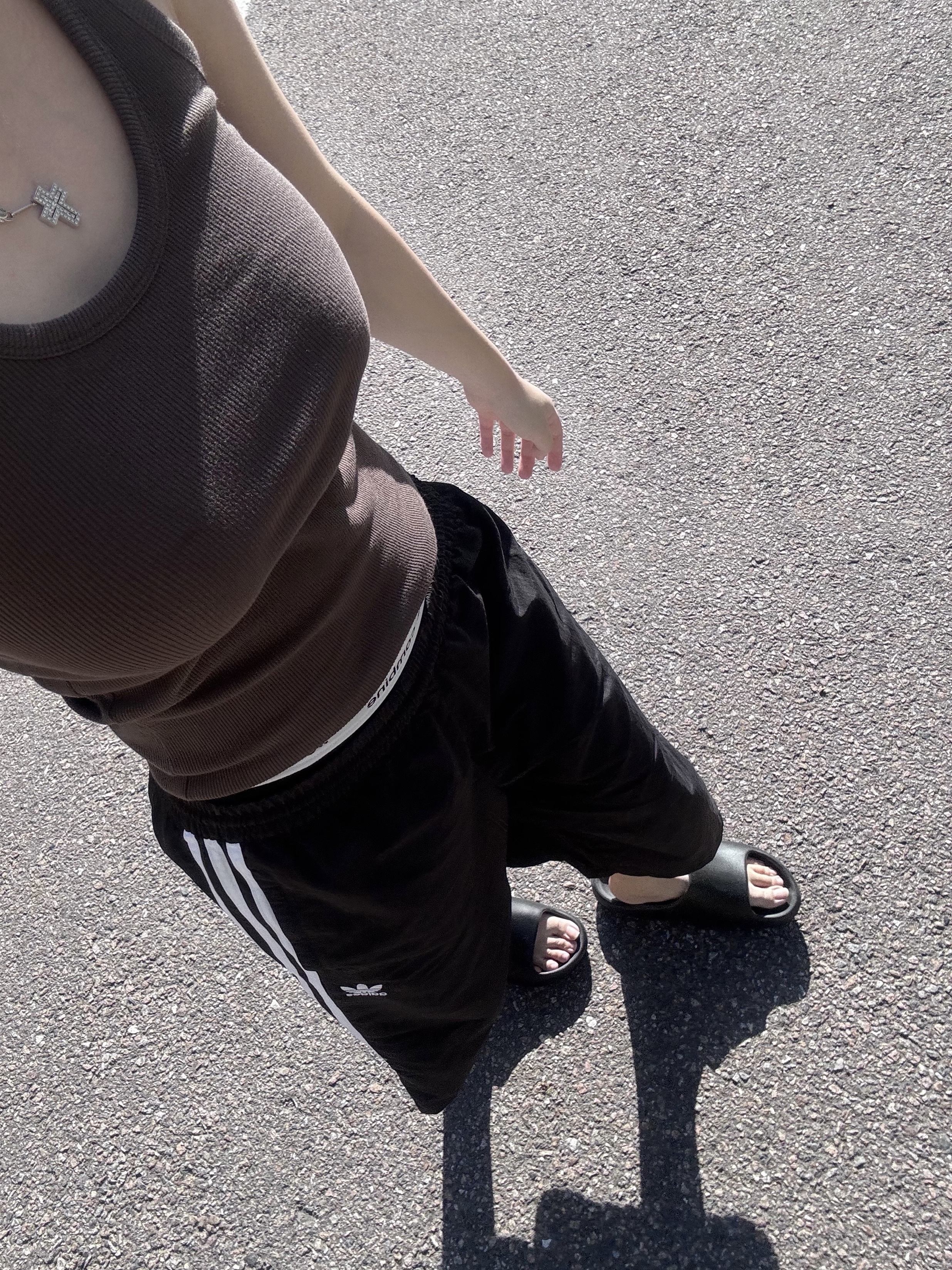 Adidas Originals Capri Shorts Black White - KR Sizing 착용 스타일