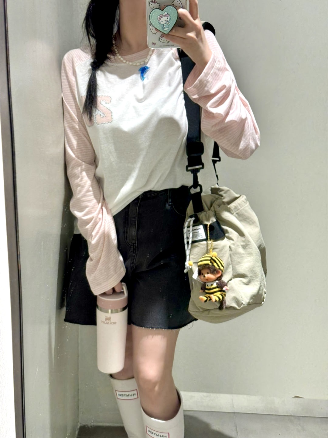 Hunter Original 2.0 Tall Boots White Willow, Starbucks SS Heartful Stanley The Cafe To-Go Tumbler 473ml 착용 스타일 - 1