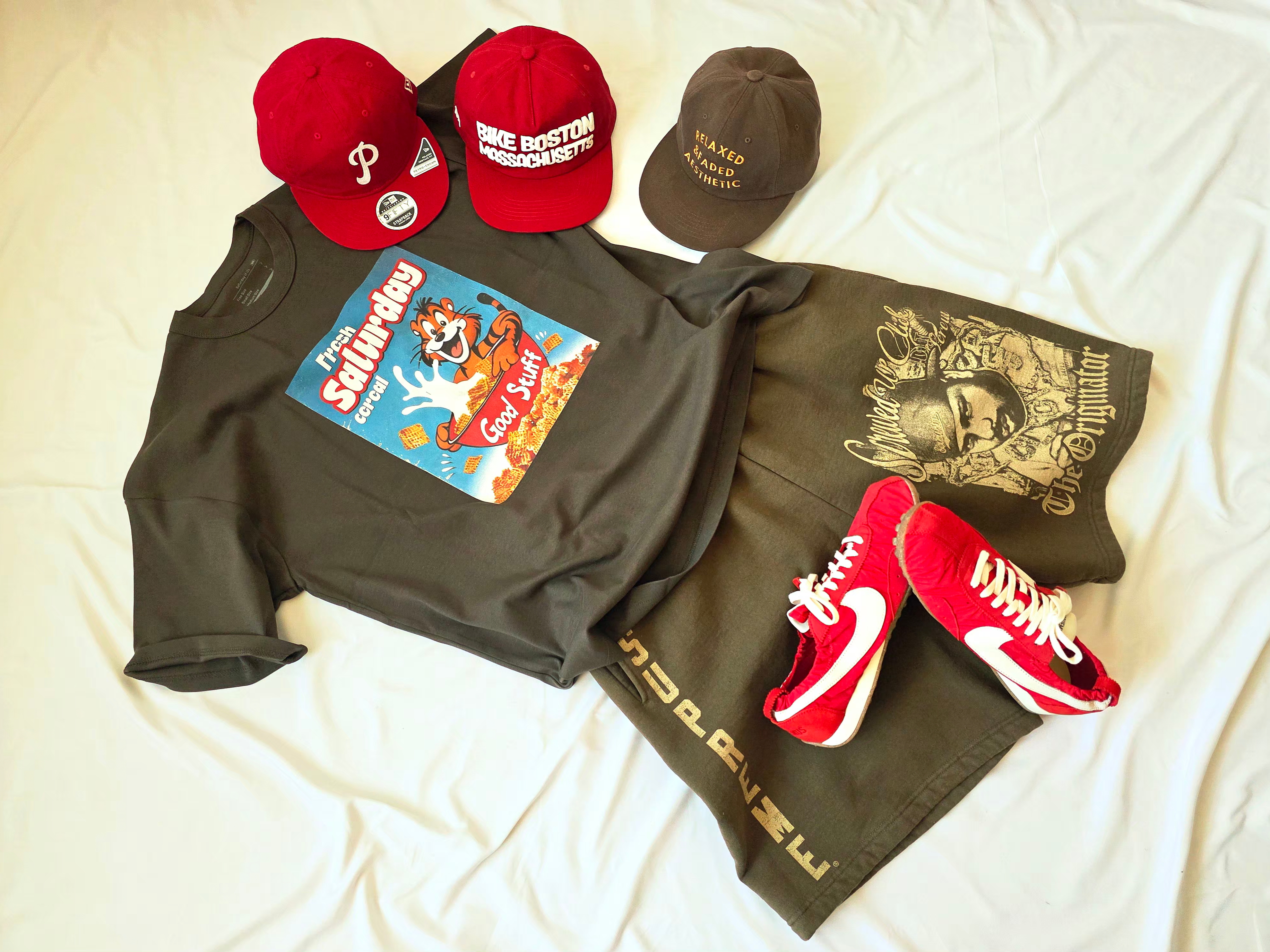 STU Cereal T-shirt Brown, Supreme x DJ Screw Sweatshort Dusty Brown - 26SS 착용 스타일 - 1