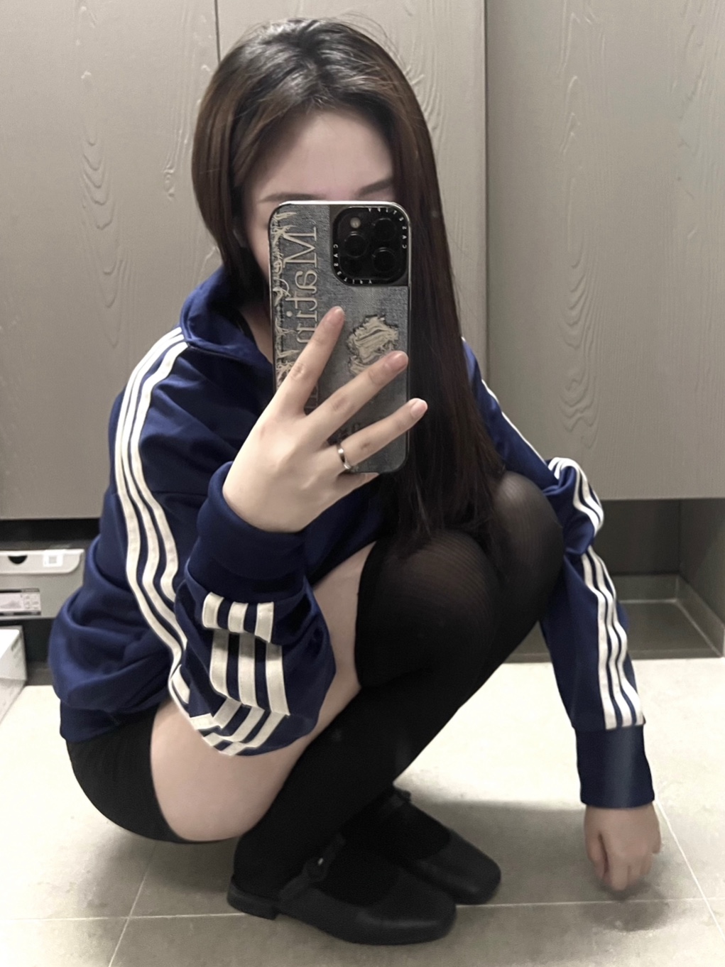 Adidas Adicolor Classic Firebird Track Top Night Indigo - KR Sizing 착용 스타일
