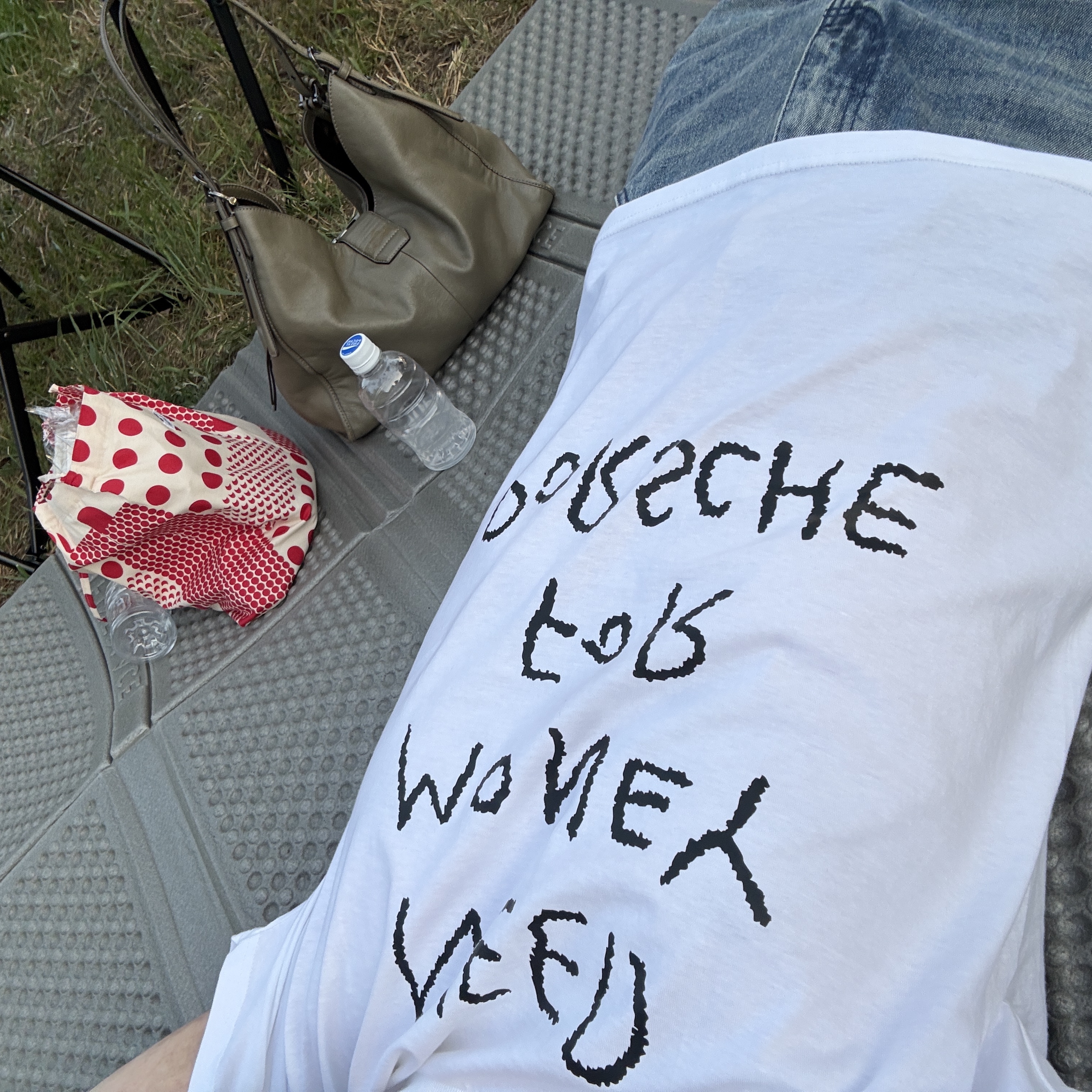 GILDAN X Vintage Collection NEED MONEY FOR PORSHCE T-Shirt (2 Color), Millo Archive Reflect Curved Pants Oil Blue 착용 스타일 - 1