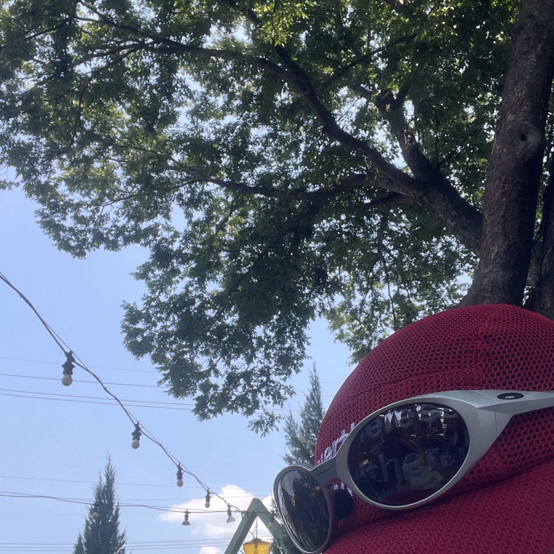 [KREAM 단독] runwhither Mesh Cap Red 착용 스타일