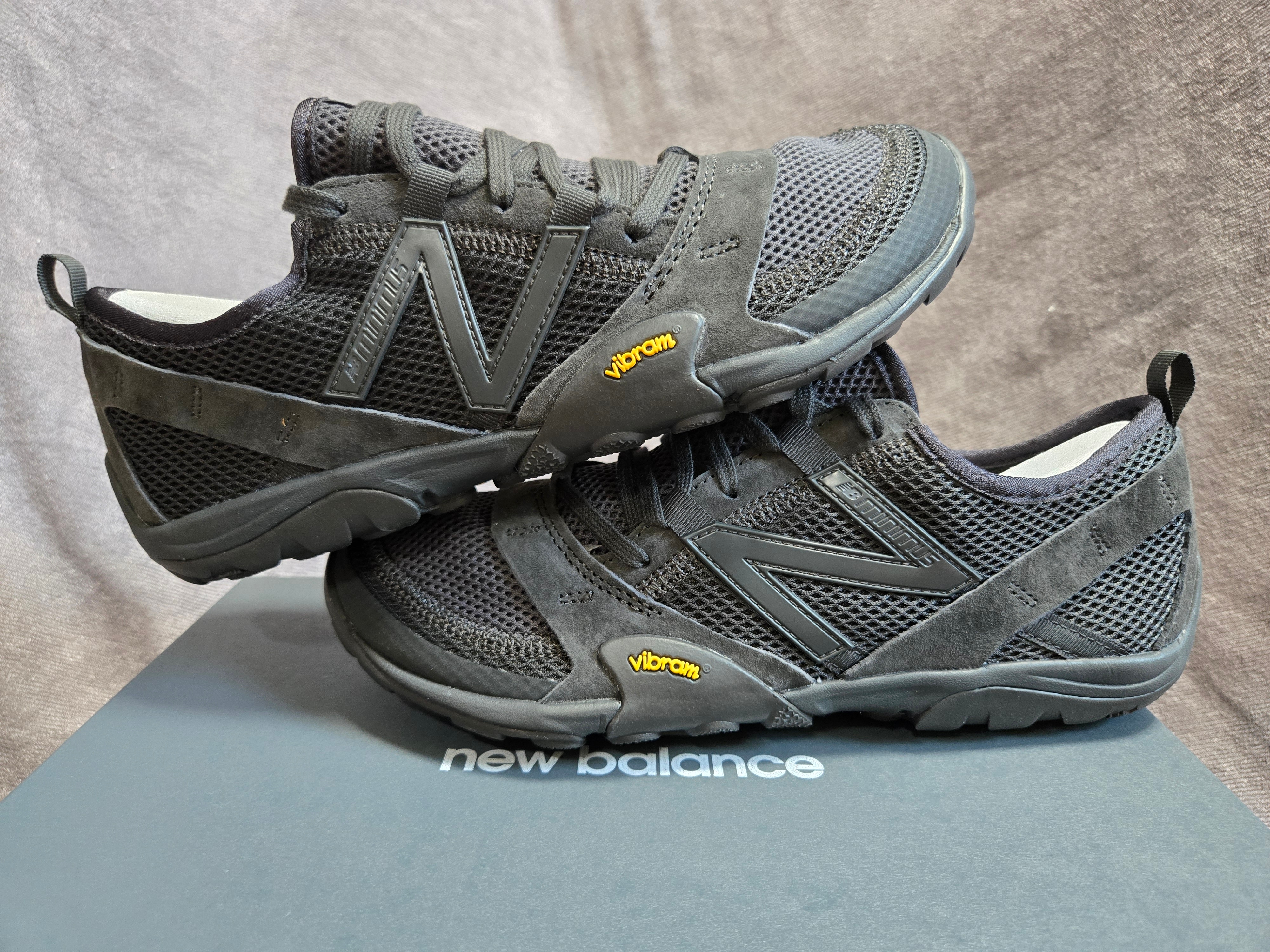 New Balance Minimus MT10O Black Castlerock 착용 스타일 - 1