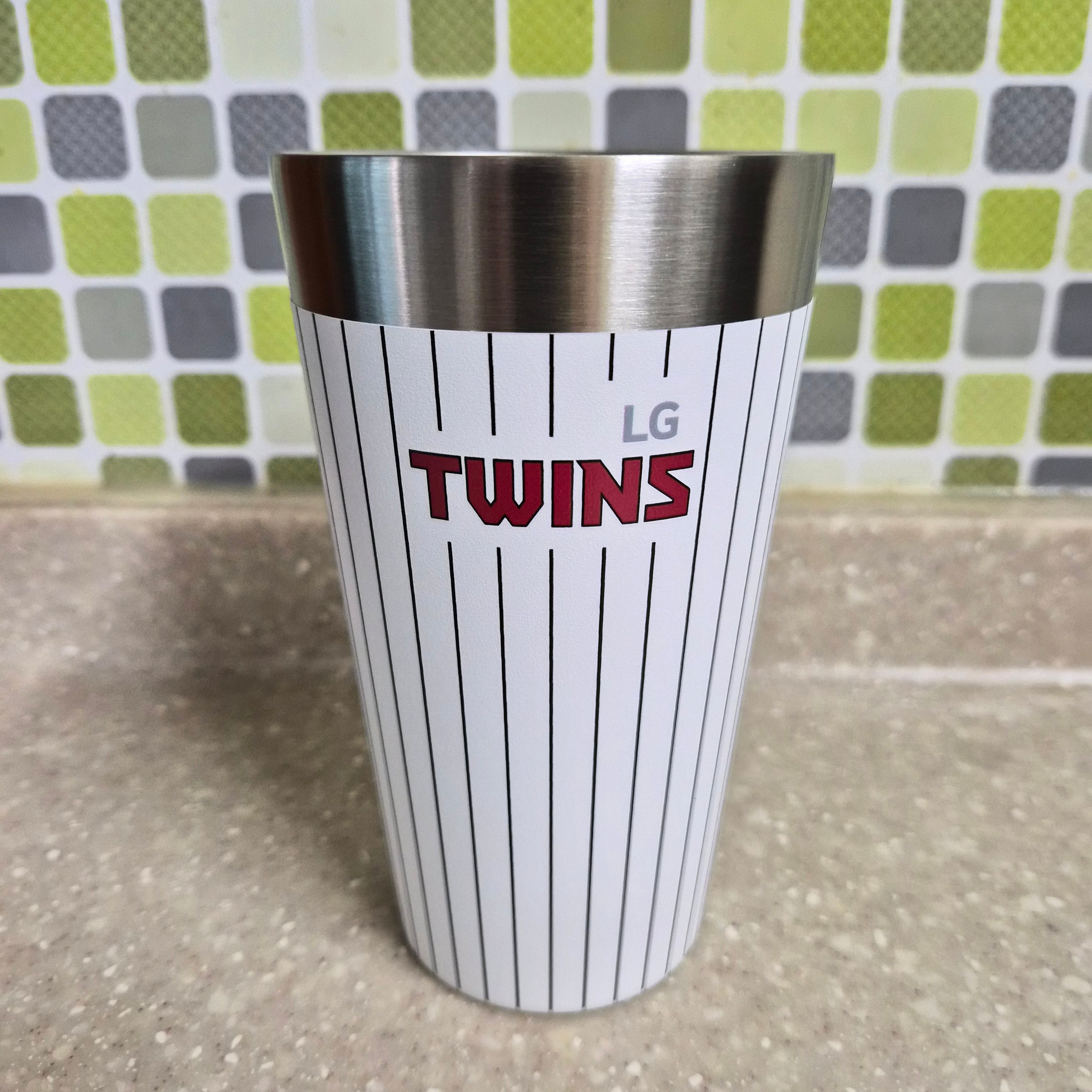Stanley x LG Twins 1913 Stacking Pint 473ml LG Stripe 착용 스타일