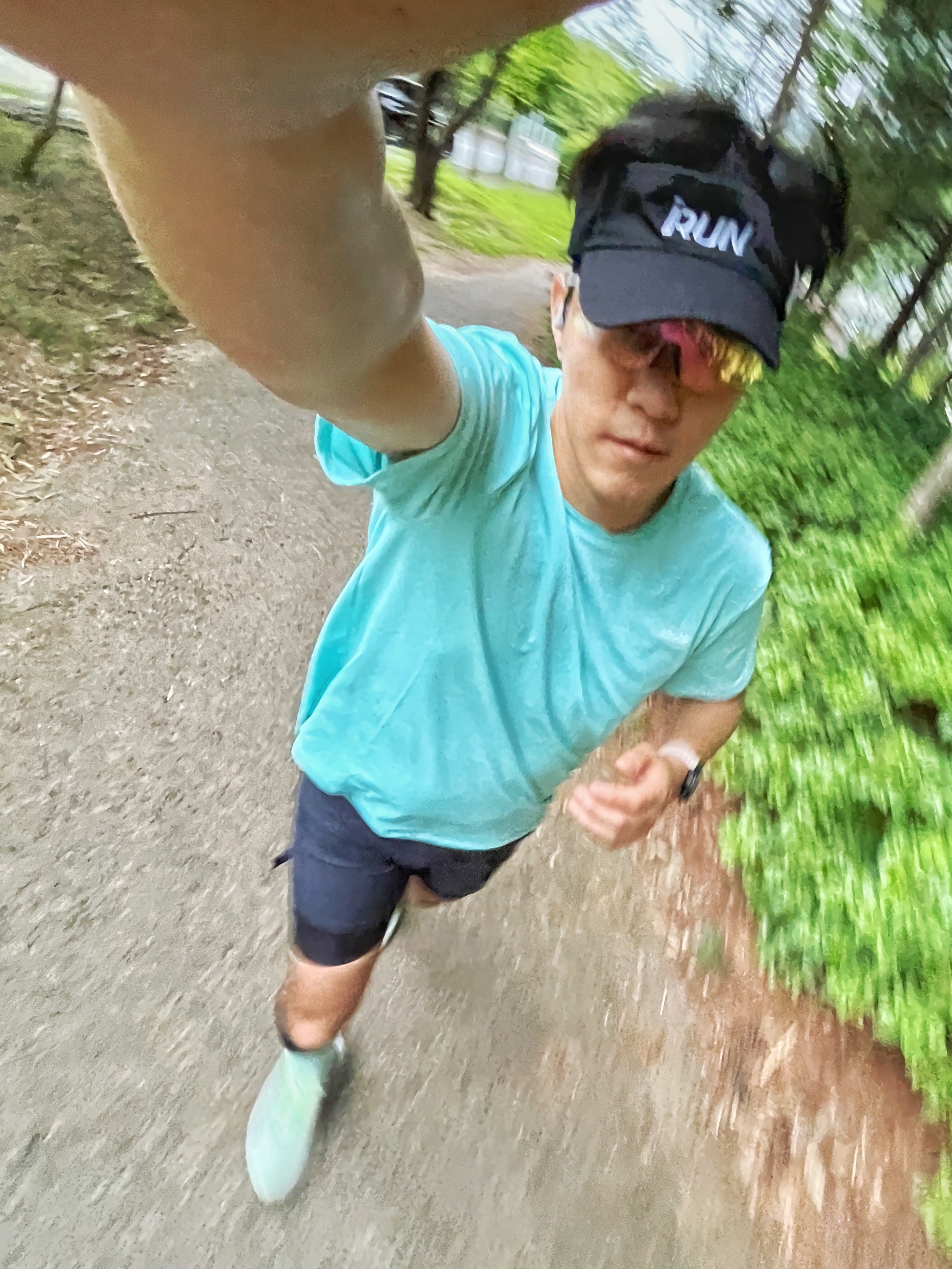 DECATHLON Kiprun Men's Running 2in1 Shorts Run 500 Smoke Black 착용 스타일 - 9