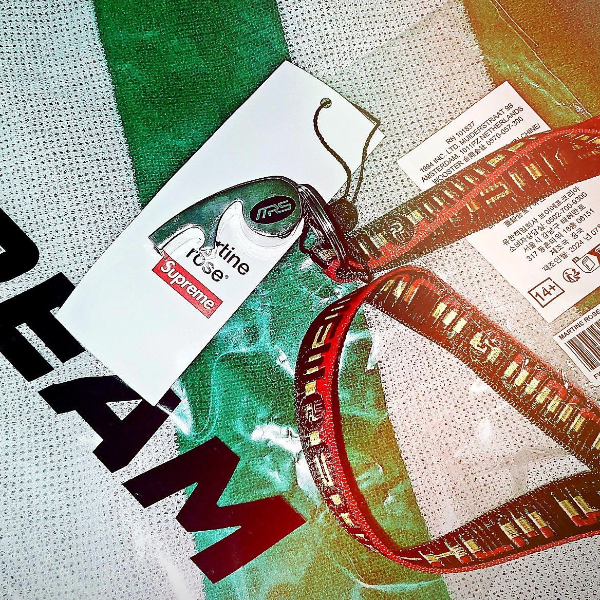Supreme x Martine Rose Lanyard with Whistle Multicolor - 24FW 착용 스타일