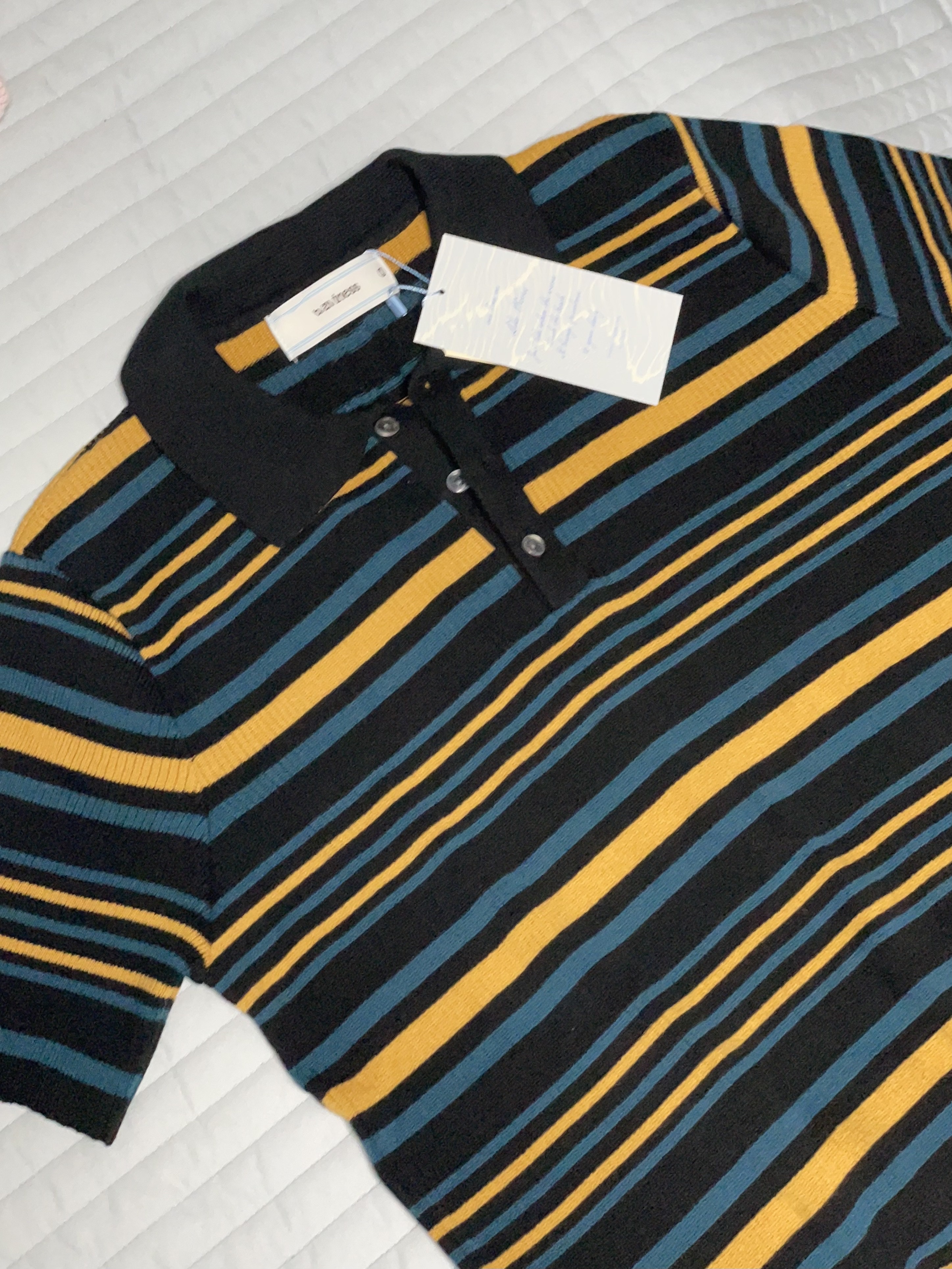 Waviness Multi Stripe Polo Knit Black 착용 스타일