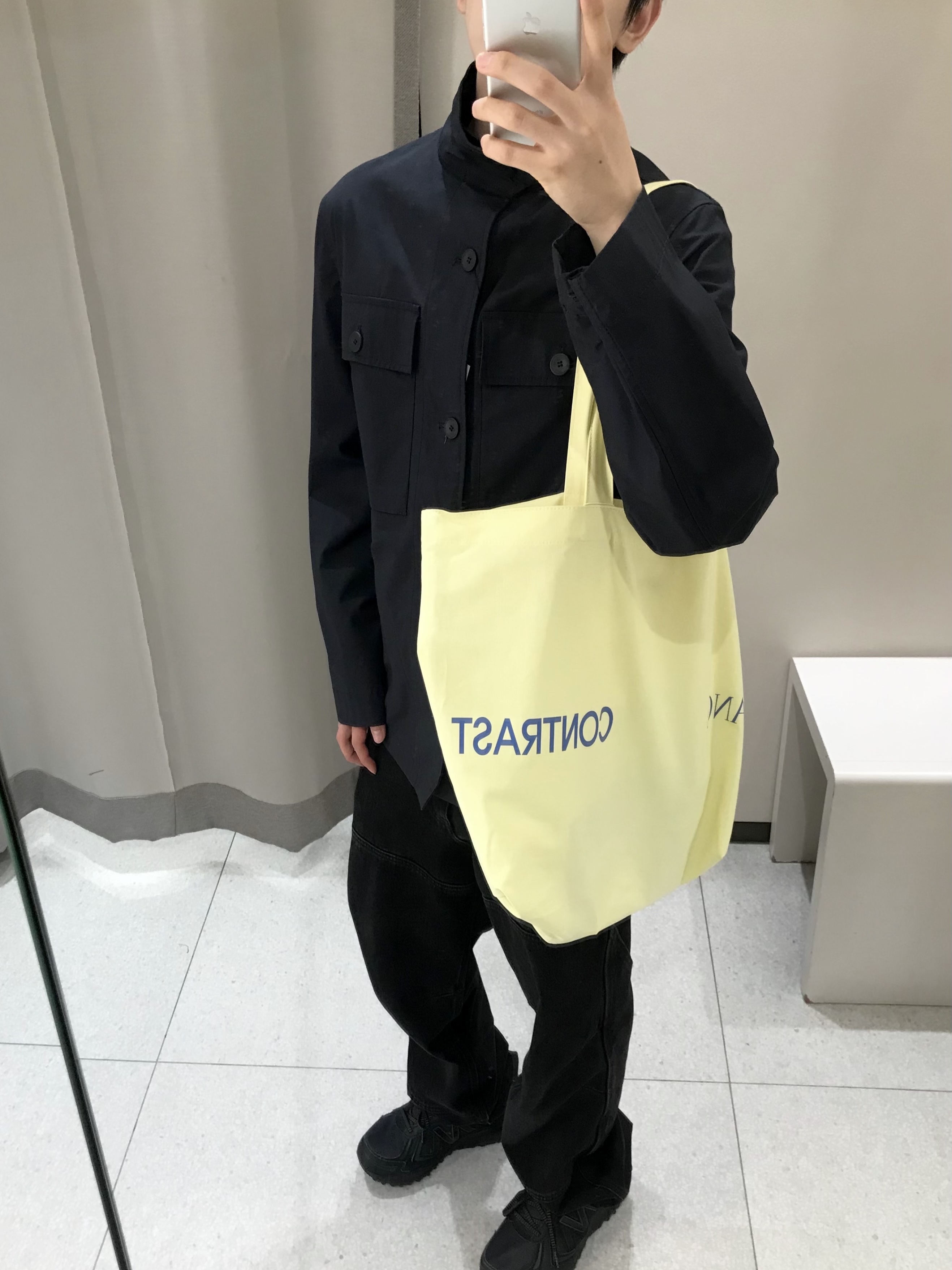 noun Easeful Tote Bag Lemon, New Balance 410v5 Black - 2E Wide 착용 스타일 - 3