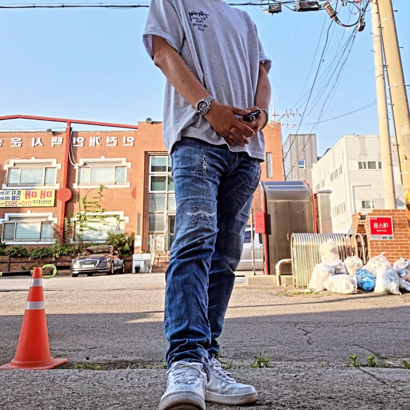 Stussy Big Love T-Shirt Ash Heather 착용 스타일 - 3