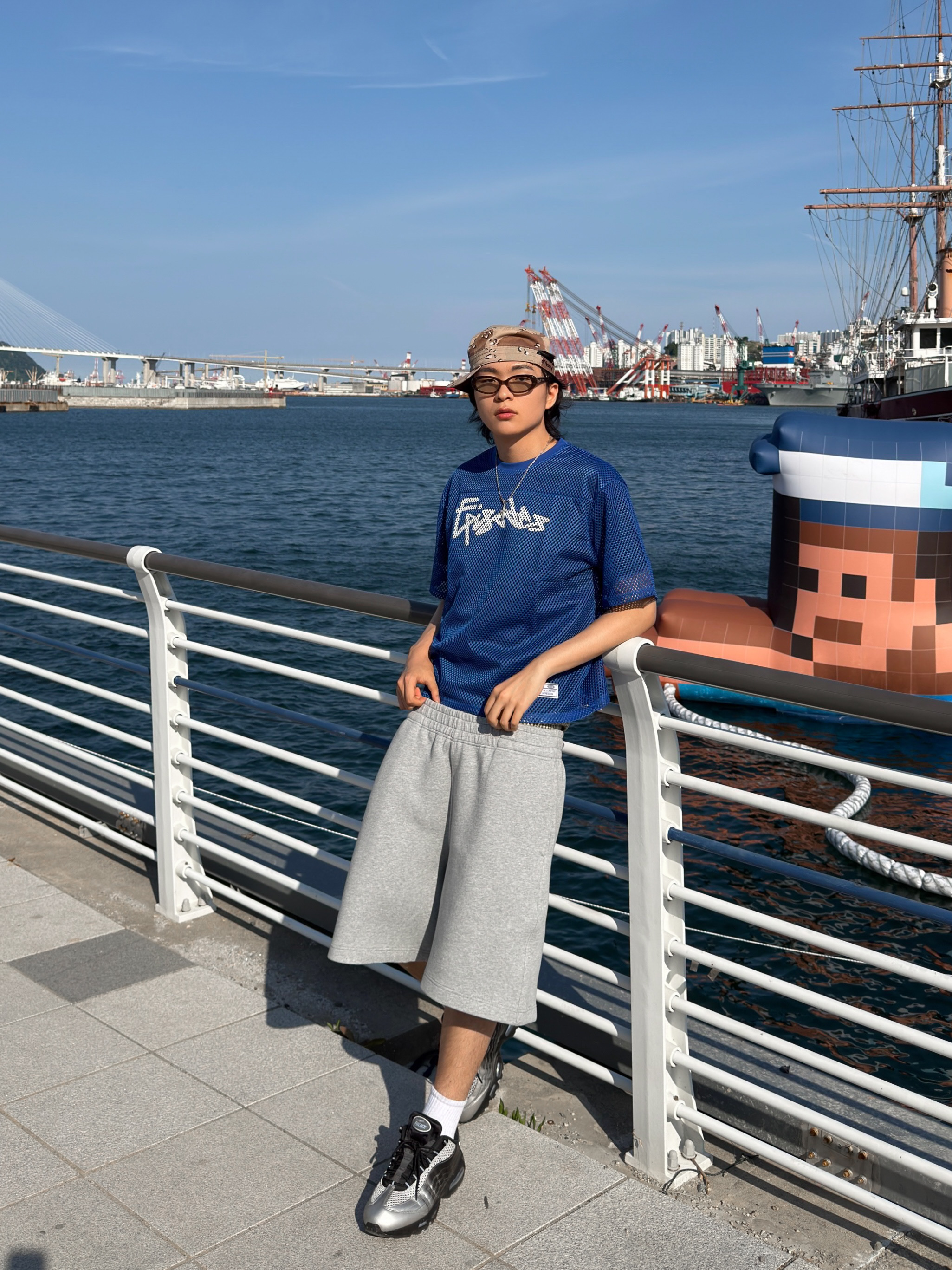 Nike x Palace Air Max 95 Metallic Silver Aluminum, Stussy Boxer Shorts Multi (3 Pack) 착용 스타일 - 2