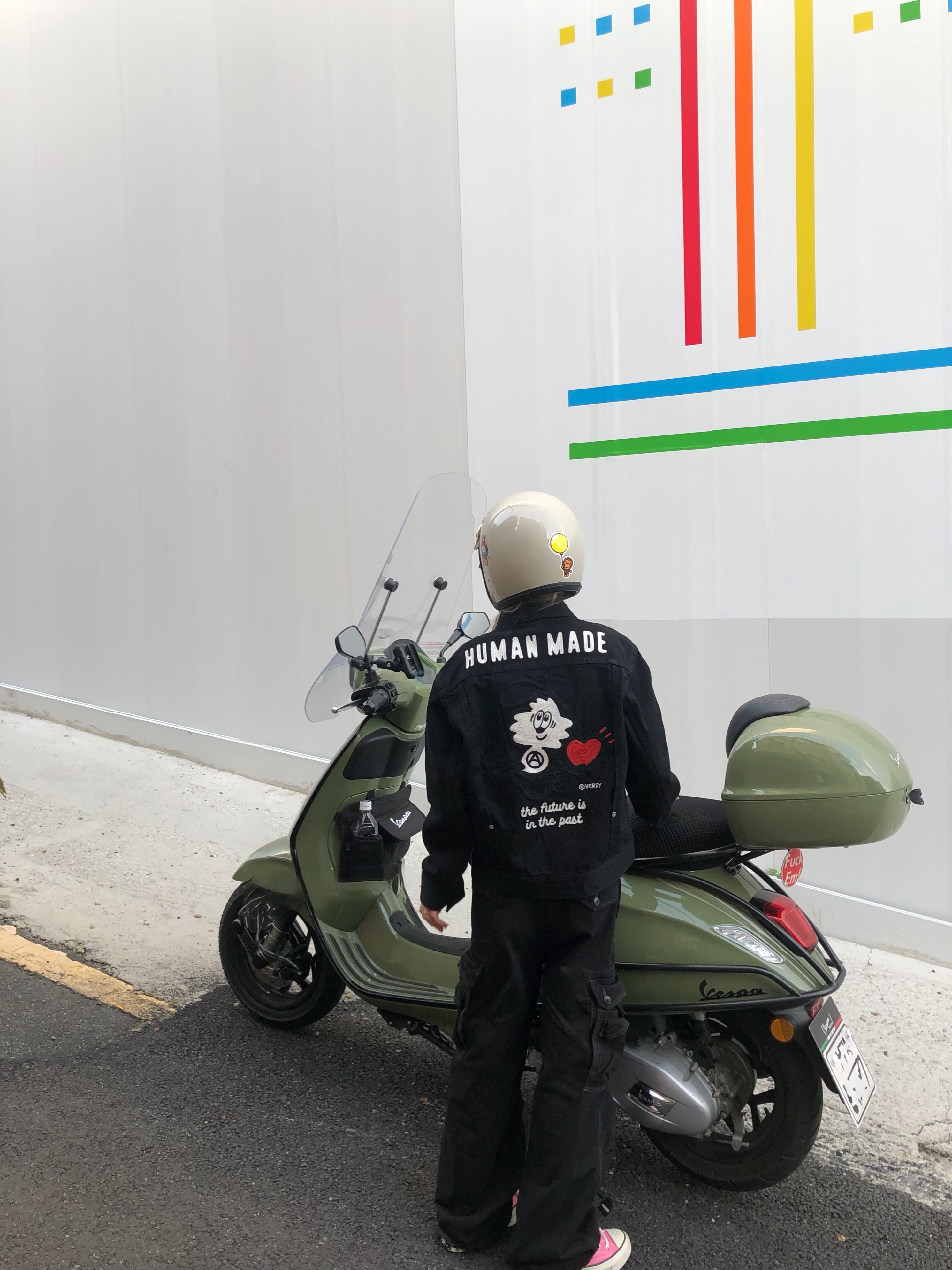 Human Made x Verdy x Lotte Museum Work Jacket Black 착용 스타일 - 2
