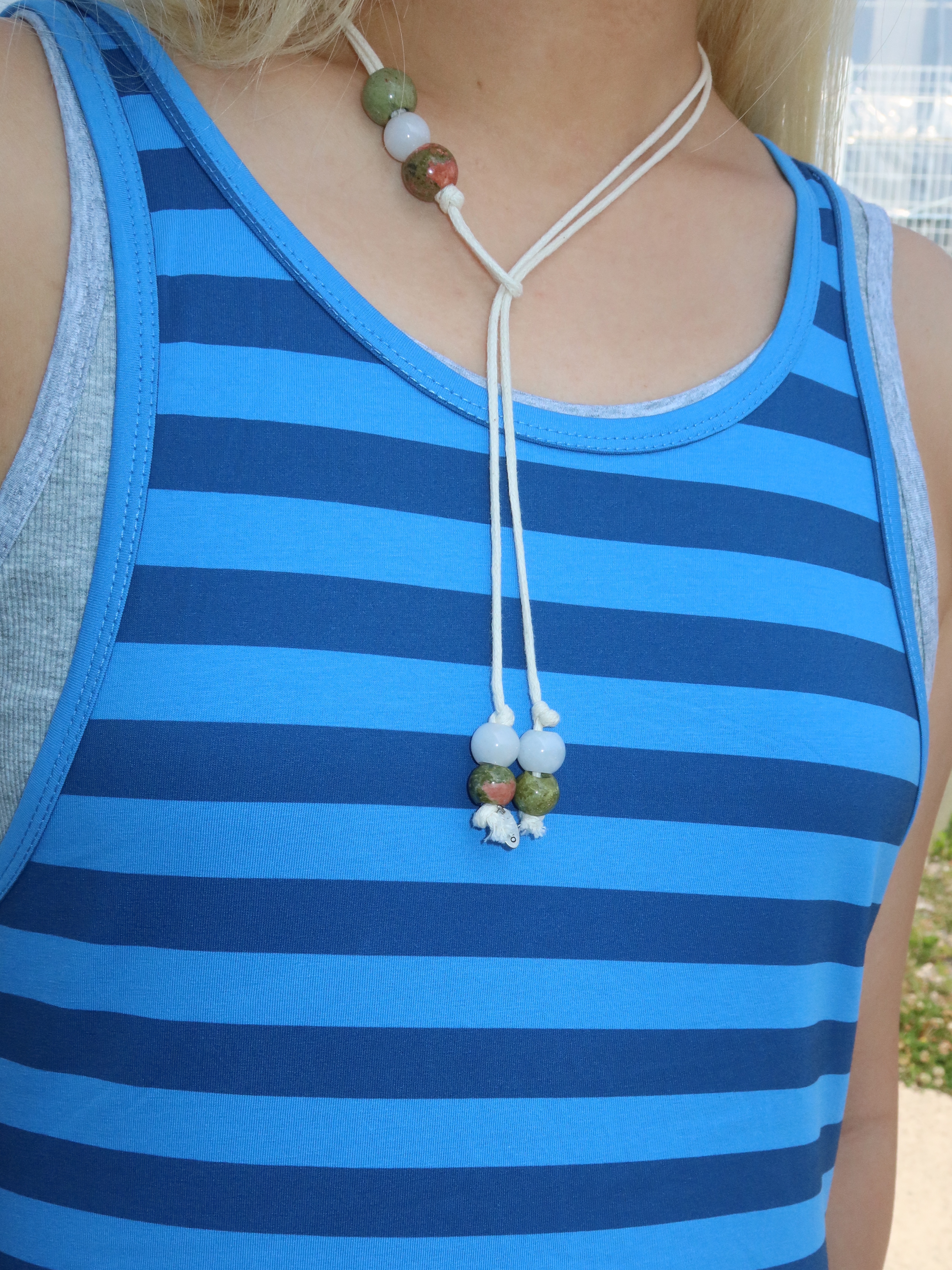 Hono Report Rope Necklace Ivory 착용 스타일 - 3