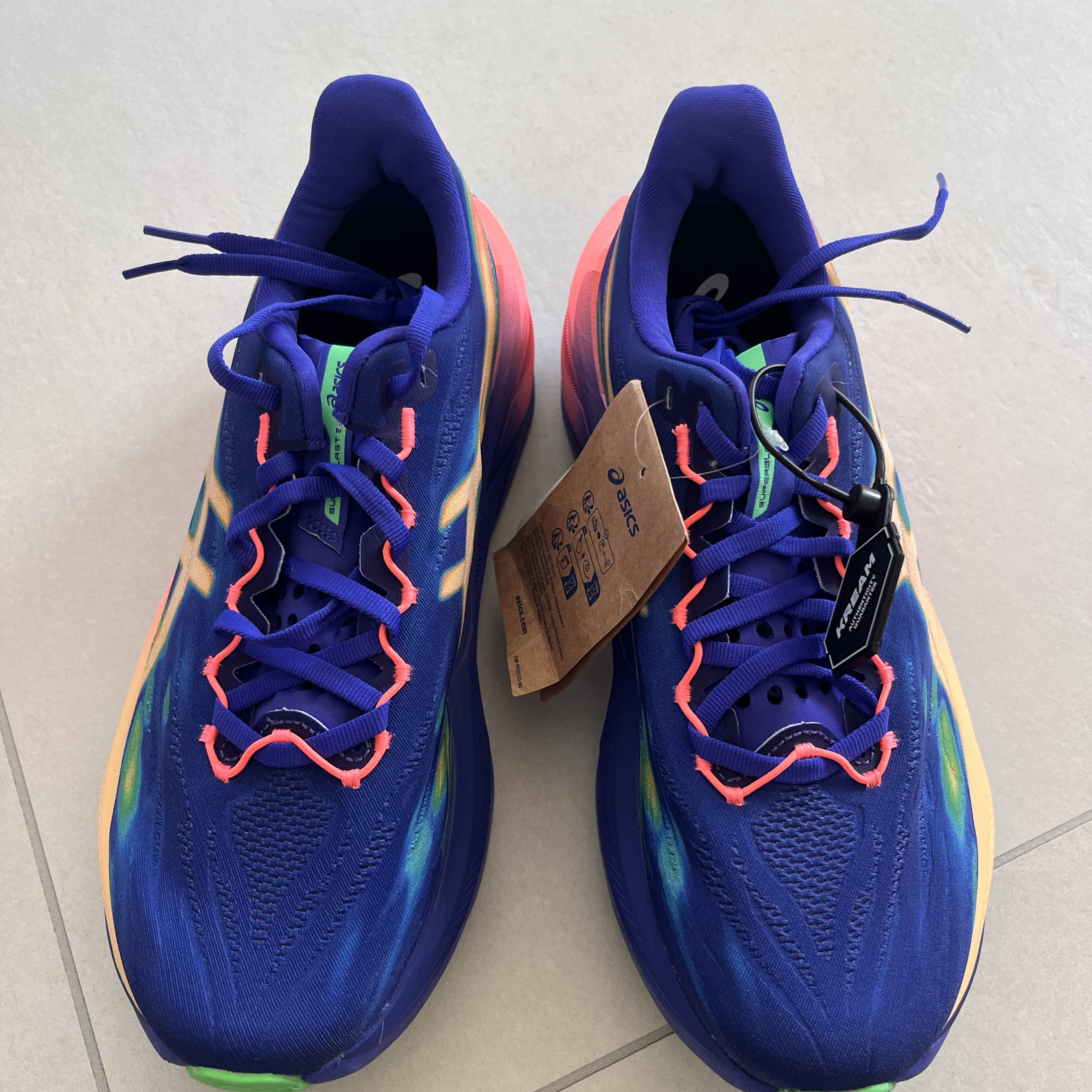 Asics Superblast 3 Cobalt Burst Light Orange 착용 스타일 - 1