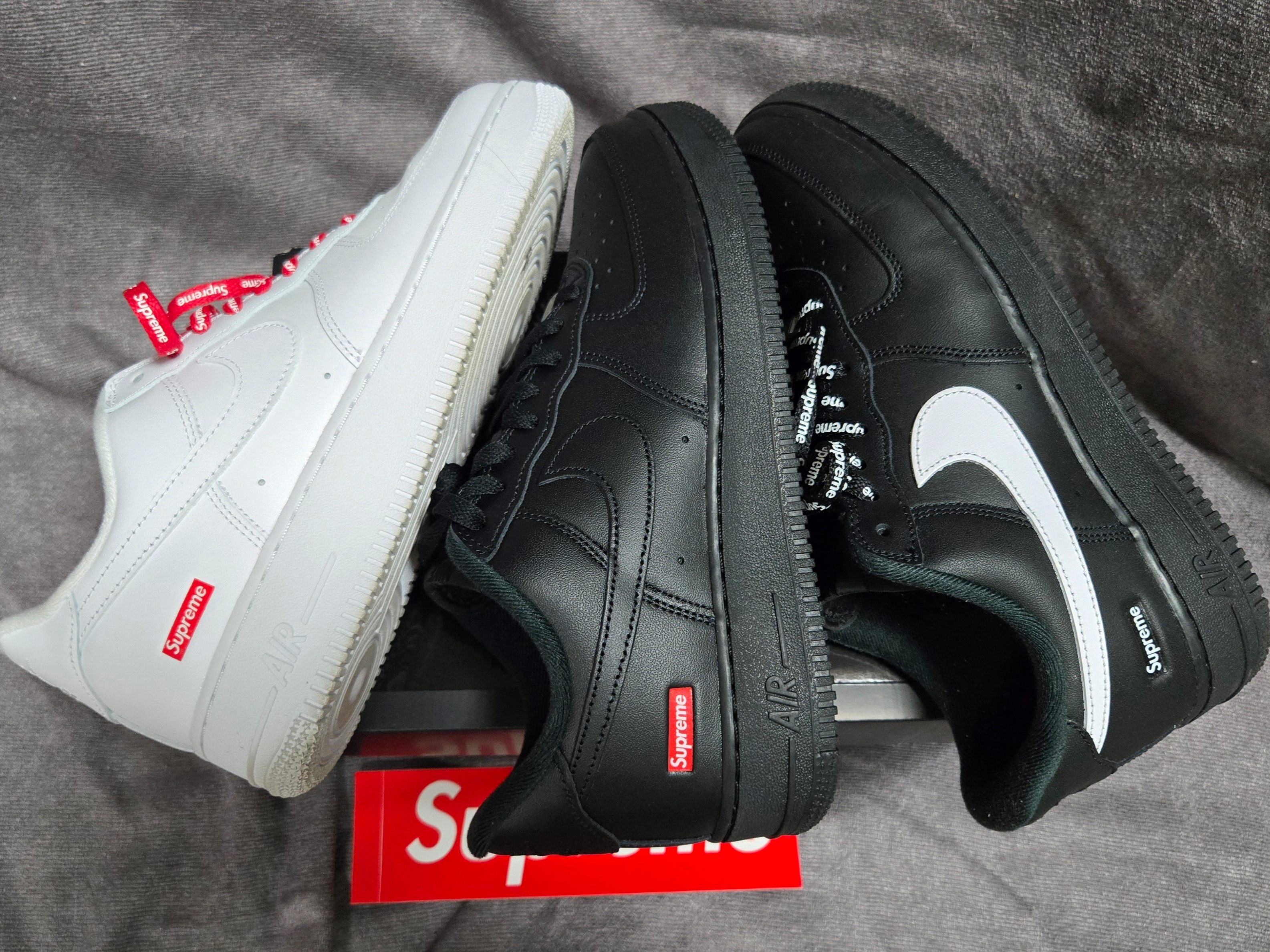 Nike x Supreme Air Force 1 Low Black, Nike x Supreme Air Force 1 Low Black 착용 스타일 - 5