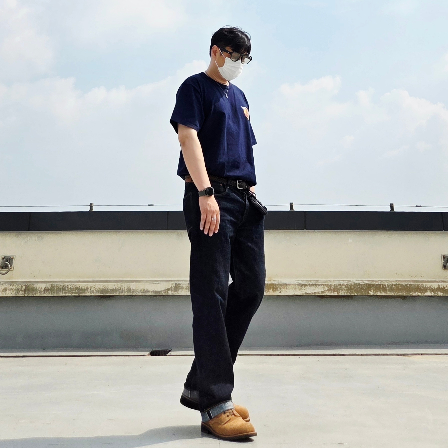 Fullcount 1101W Straight Denim One Wash Indigo Blue, Human Made Military Card Case Black 착용 스타일 - 3