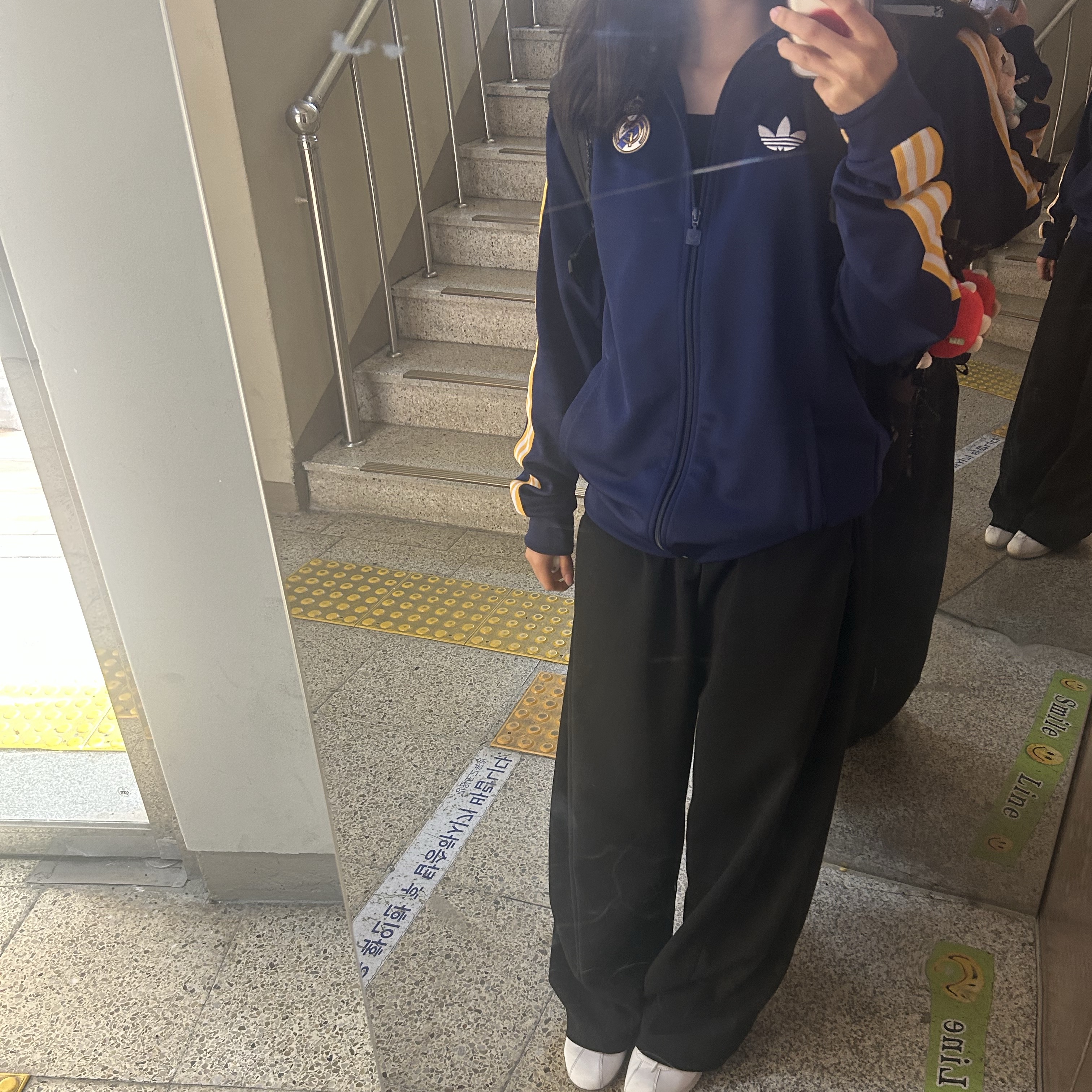 Adidas Real Madrid Originals Track Top Dark Blue - KR Sizing (Non Marking Ver.) 착용 스타일