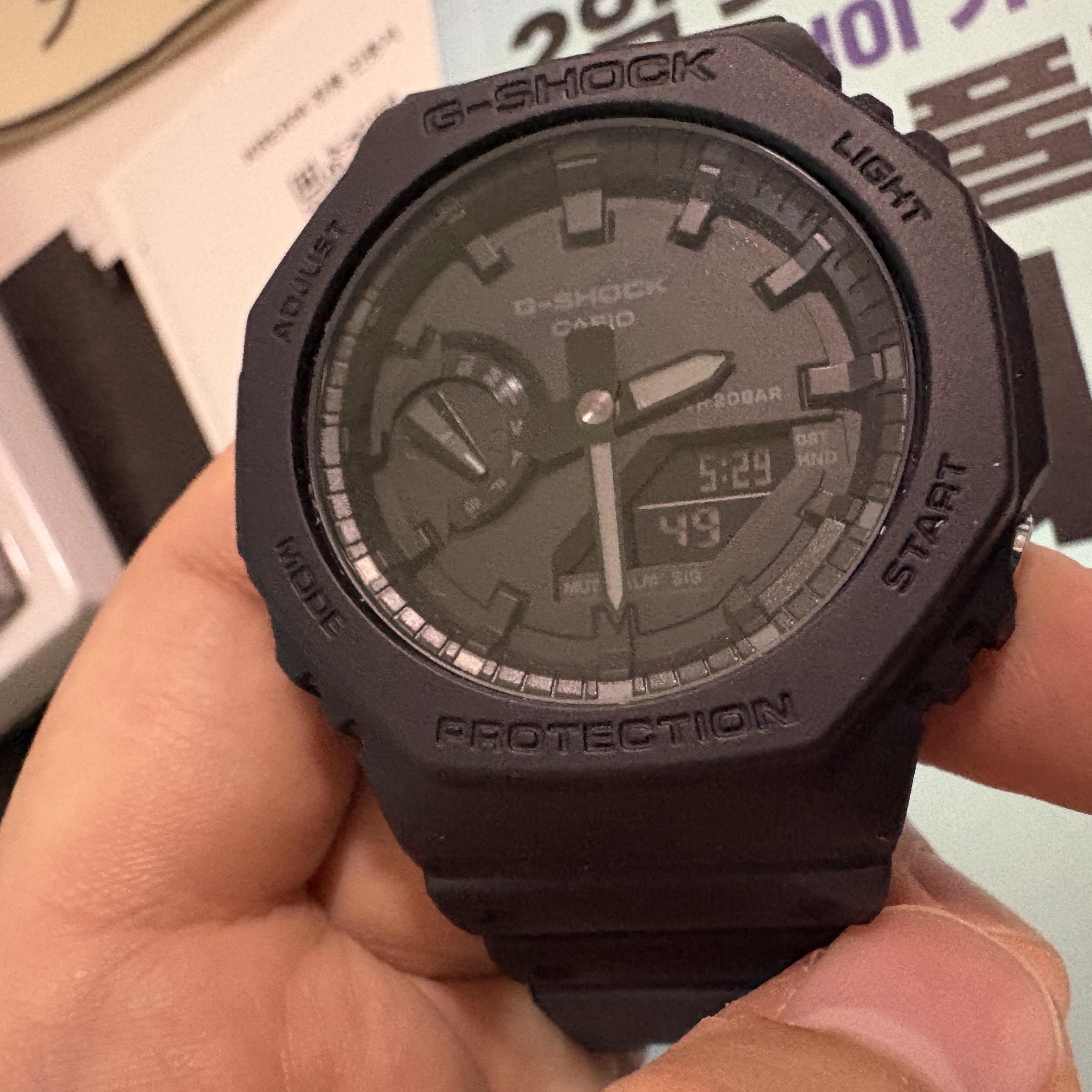Casio G-Shock GA-2100-1A1 착용 스타일 - 1