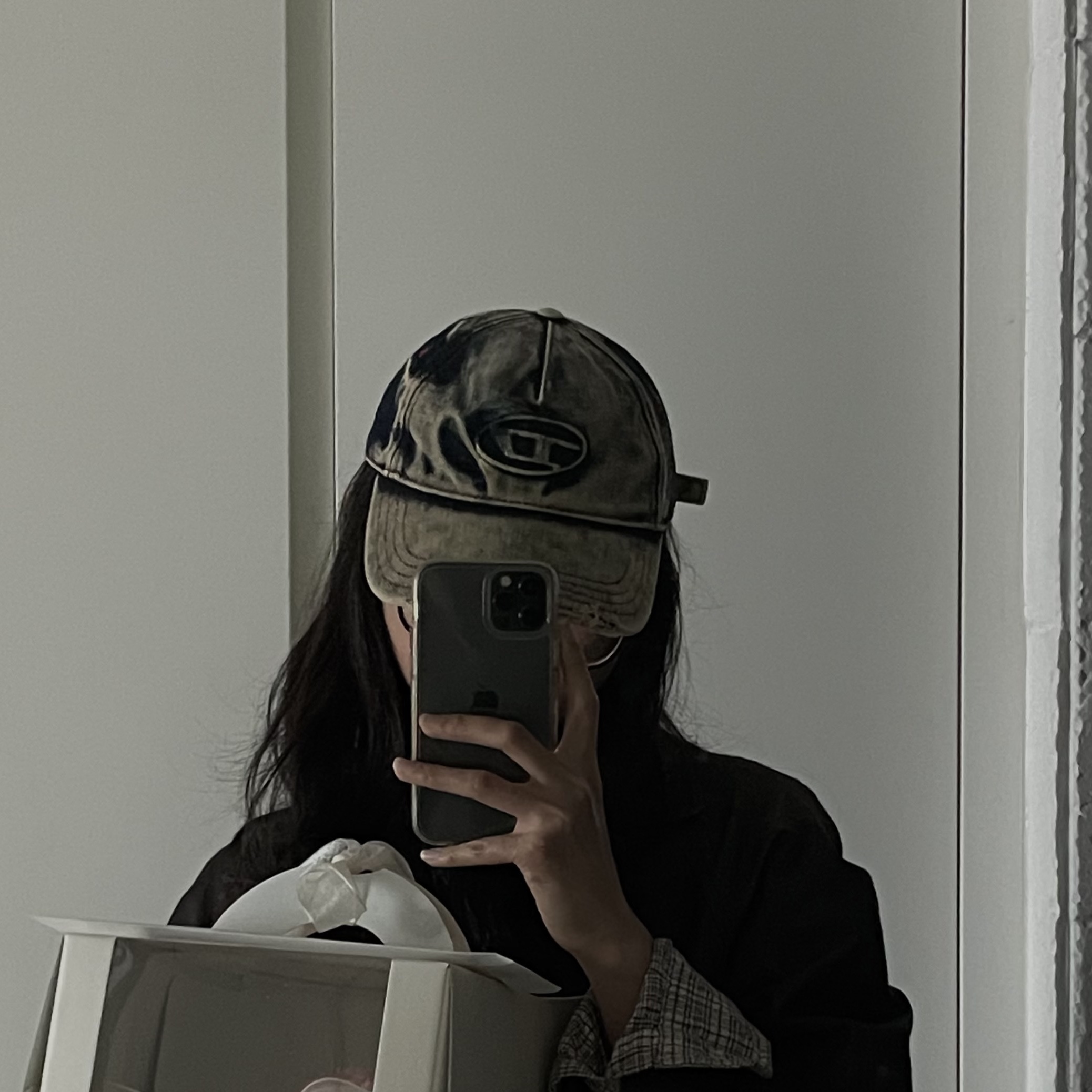 Diesel C-Seymon Treated Denim Baseball Cap Blue White 착용 스타일