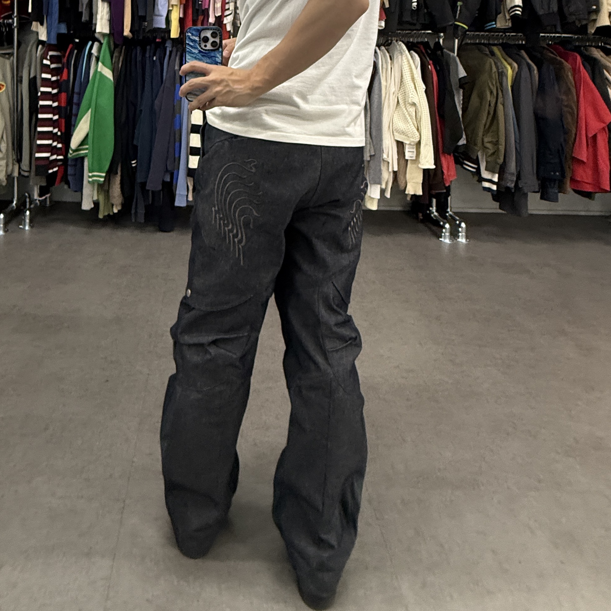 IGNOTA Core:14 Shell Cargo Pants Indigo 착용 스타일