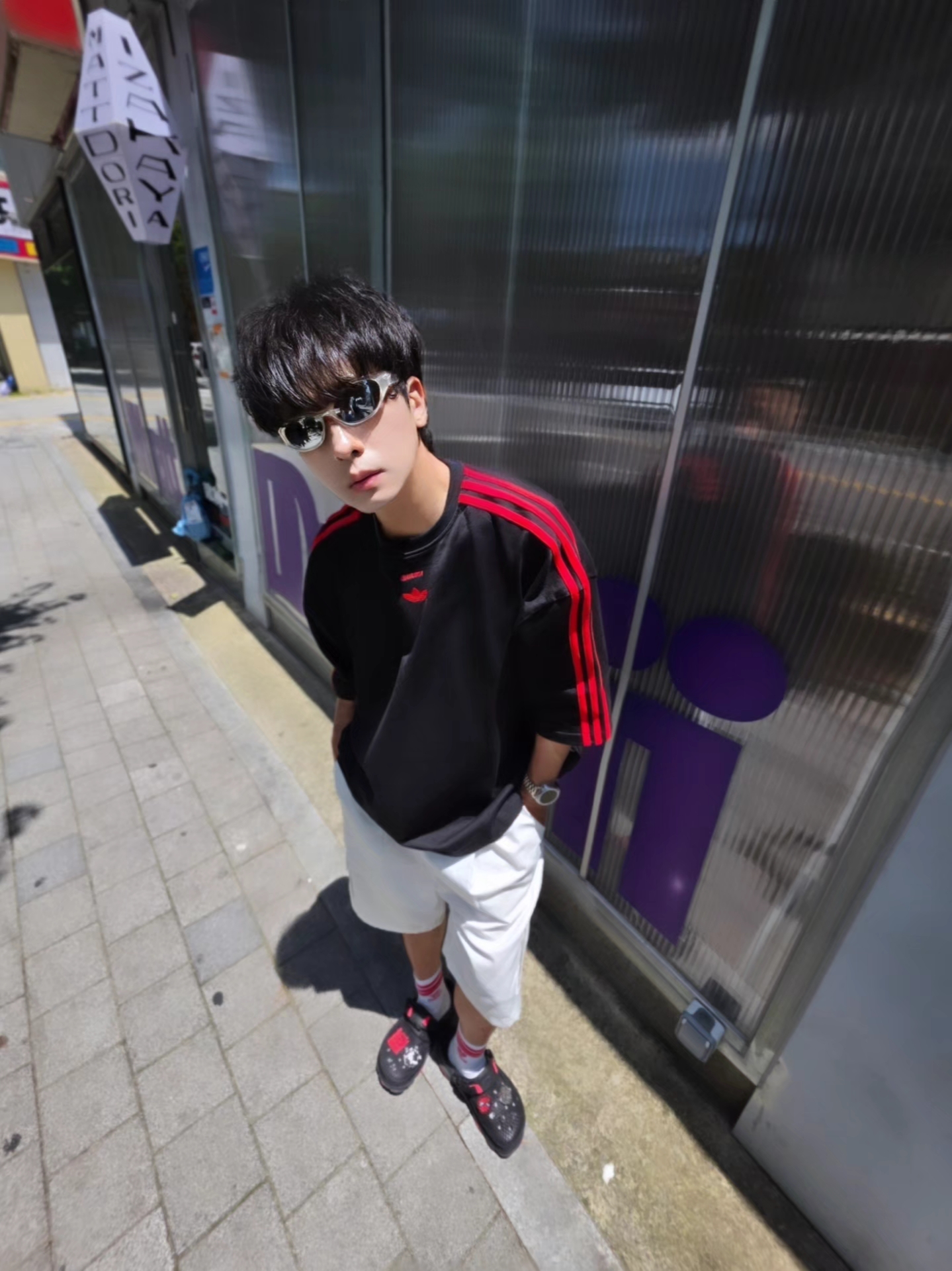 Adidas x Willy Chavarria Chavarria Signature T-Shirt Black - KR Sizing, Adidas x Willy Chavarria Chavarria Signature T-Shirt Black - US Sizing 착용 스타일 - 1