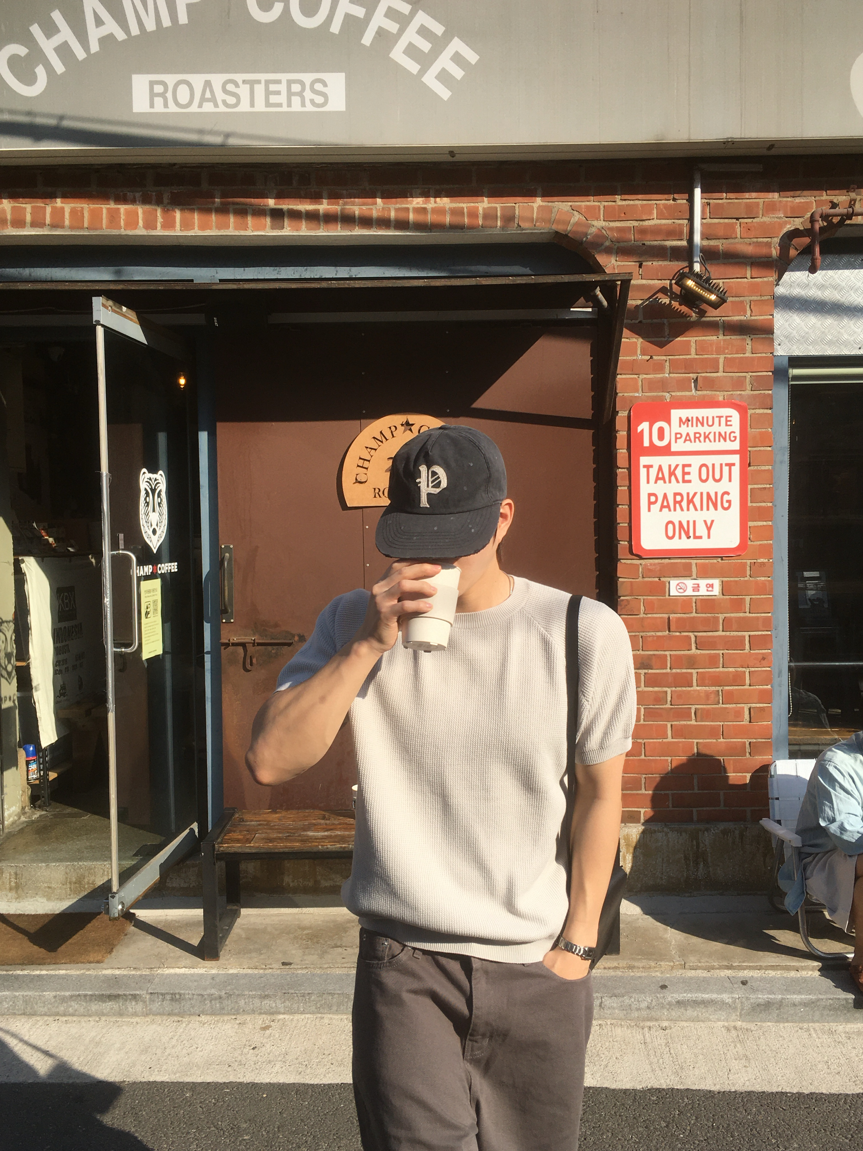 Dr. Martens Adrian Smooth Black, [KREAM 단독] Partimento Reworks Distress Old P Ball Cap VTG Black 착용 스타일 - 4