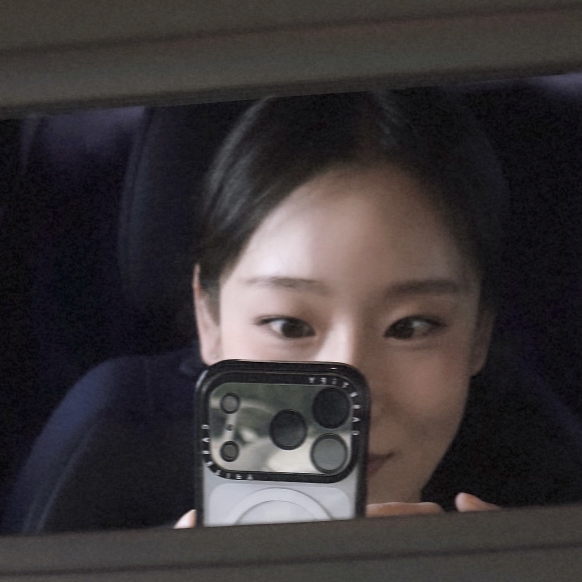 Casetify iPhone Custom Phone MagSafe Case Clear 착용 스타일