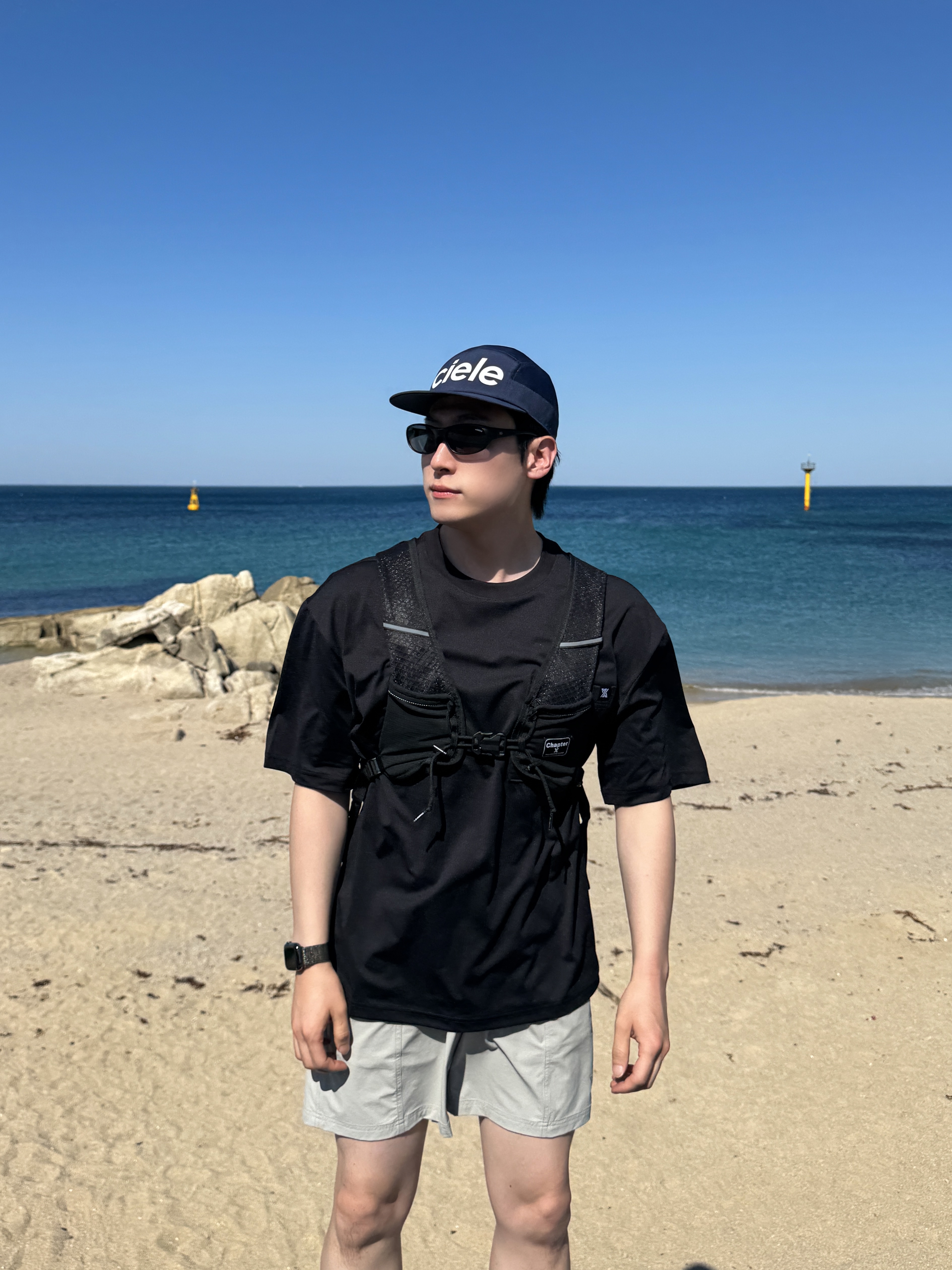 Chapter.X Trail-like running backpack black 착용 스타일 - 5